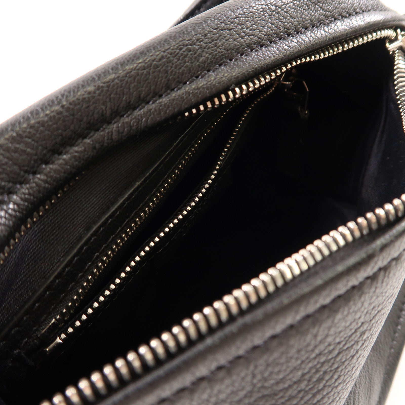GIVENCHY 牛皮皮革Pandora Shoulder Bag銀扣肩背袋黑色
