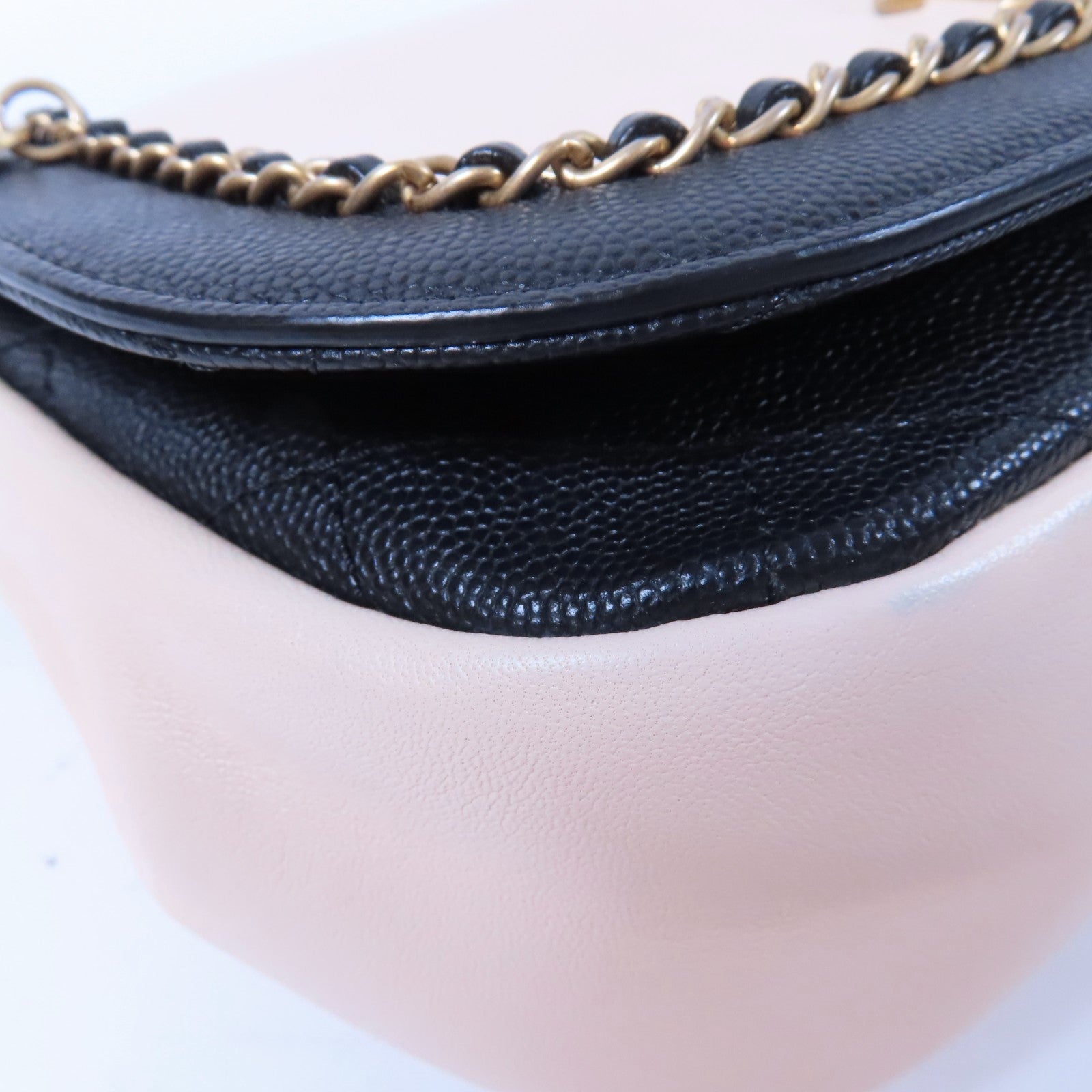 CHANEL 【激減優惠】牛皮皮革Chain Shoulder Bag金扣鏈帶肩背袋黑色/米色