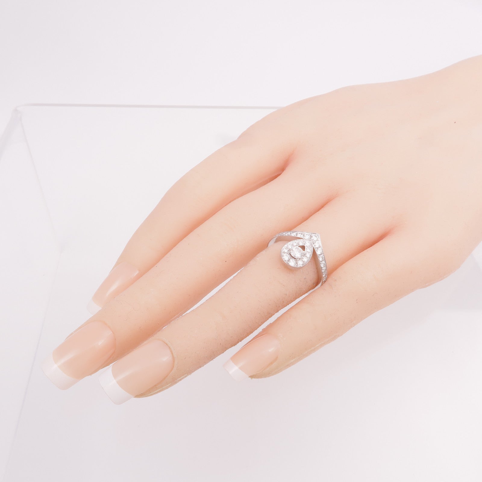 Chaumet 【激減優惠】18K白金Josephine Aigrette Ring鑽石戒指Chaumet#52/US#6