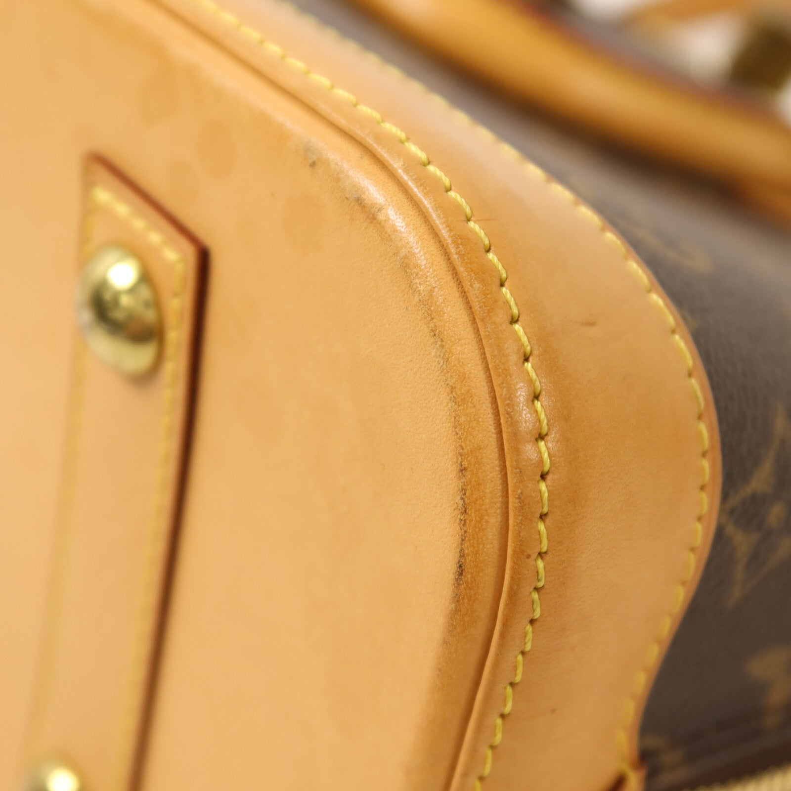 LOUIS VUITTON Monogram Alma金扣手挽袋