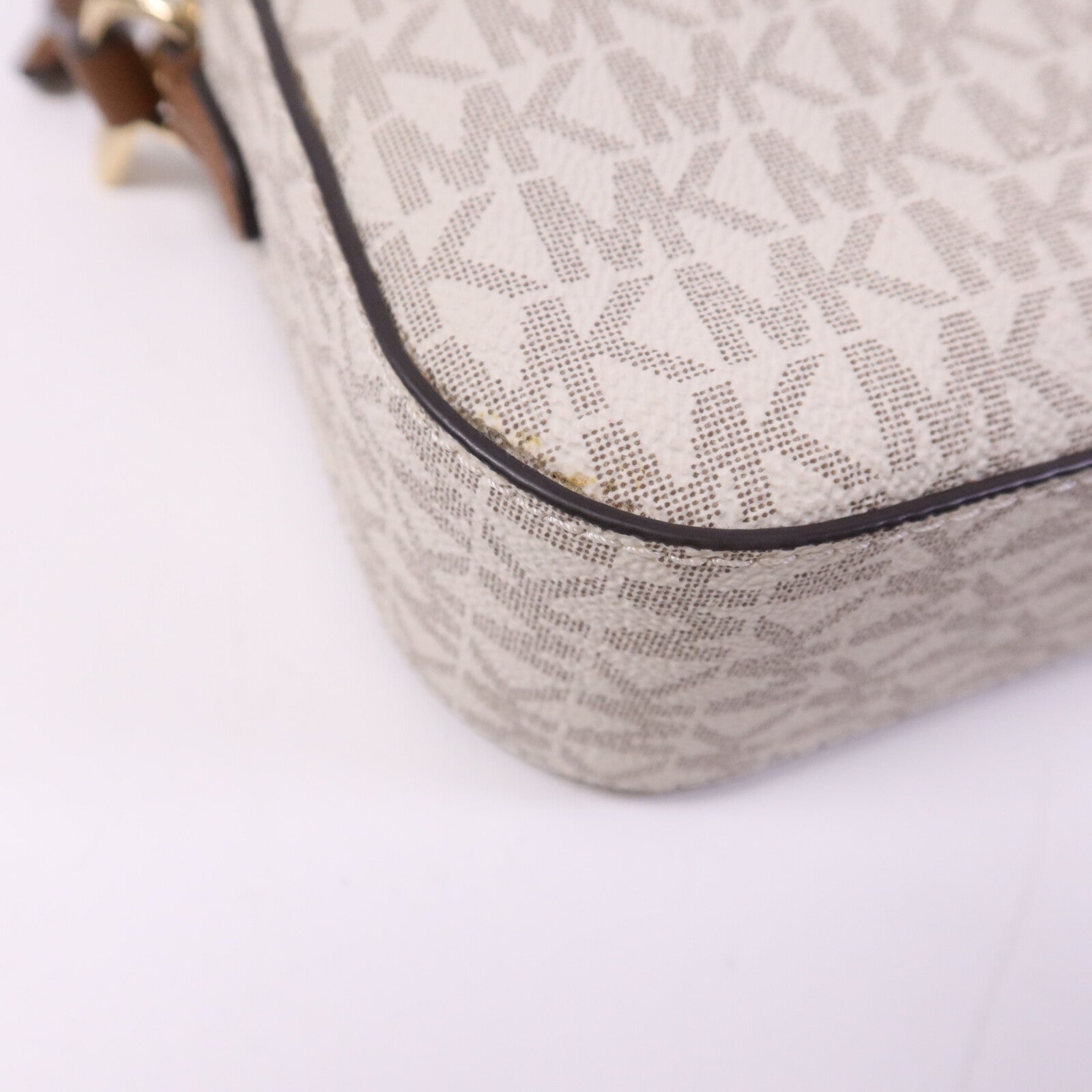 Michael Kors 牛皮皮革Jet Set Shoulder Bag金扣肩背袋