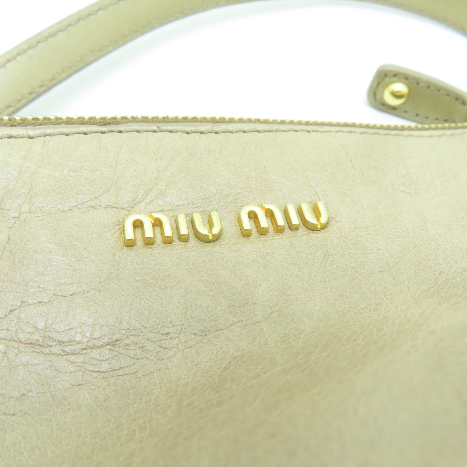 Miu Miu 【激減優惠】牛皮皮革Shoulder Bag金扣肩背袋米色