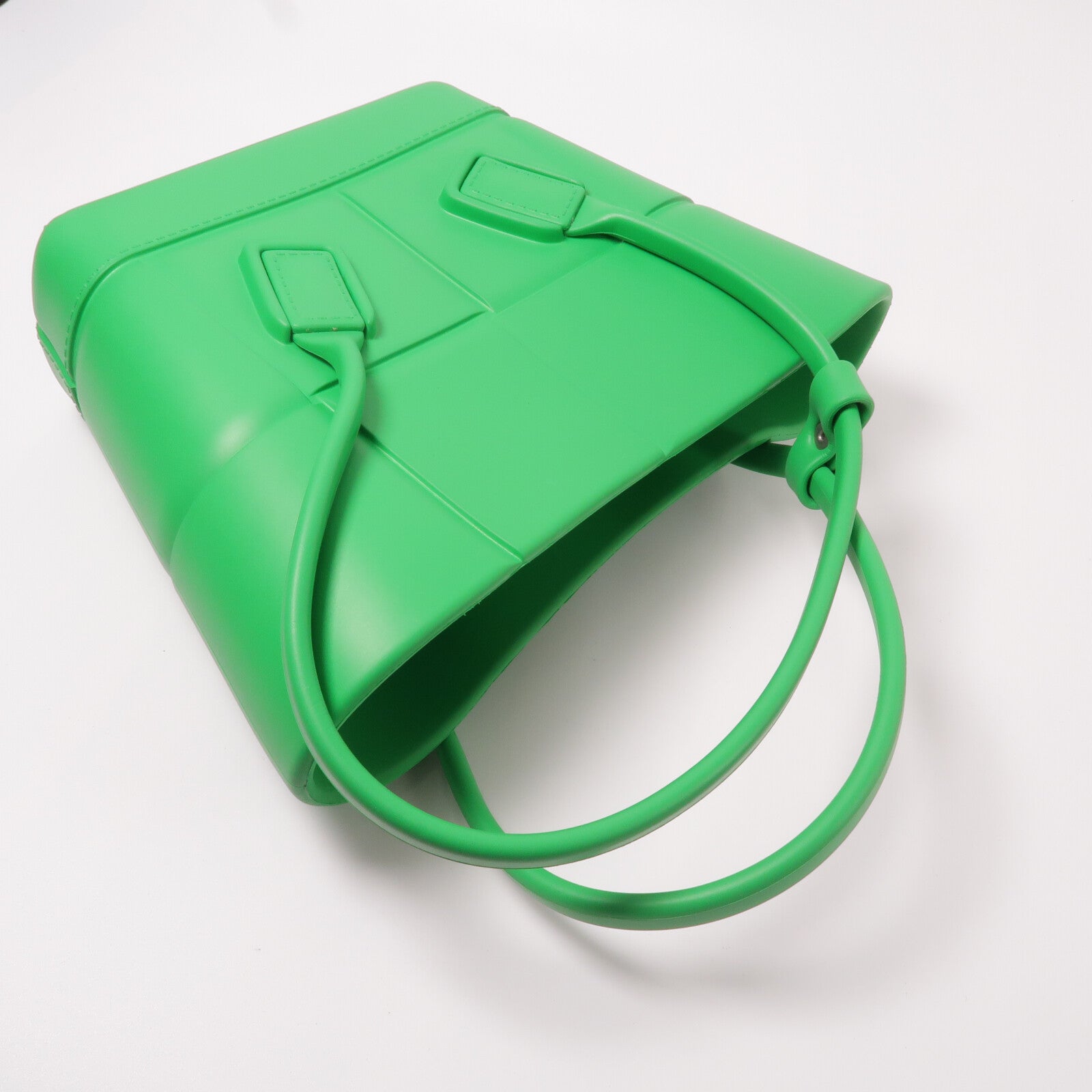 BOTTEGA VENETA Rubber Arco手挽袋