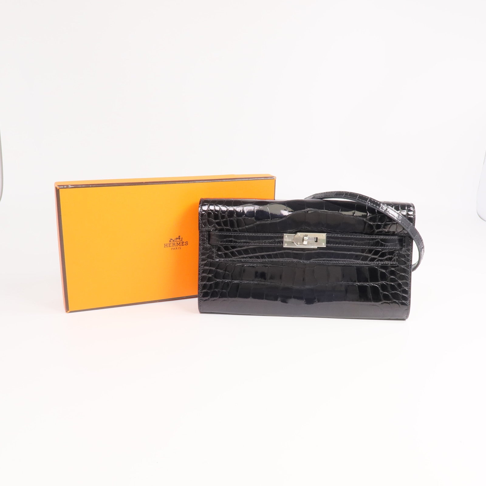 HERMES Alligator皮革Kelly To Go銀扣肩背袋Noir