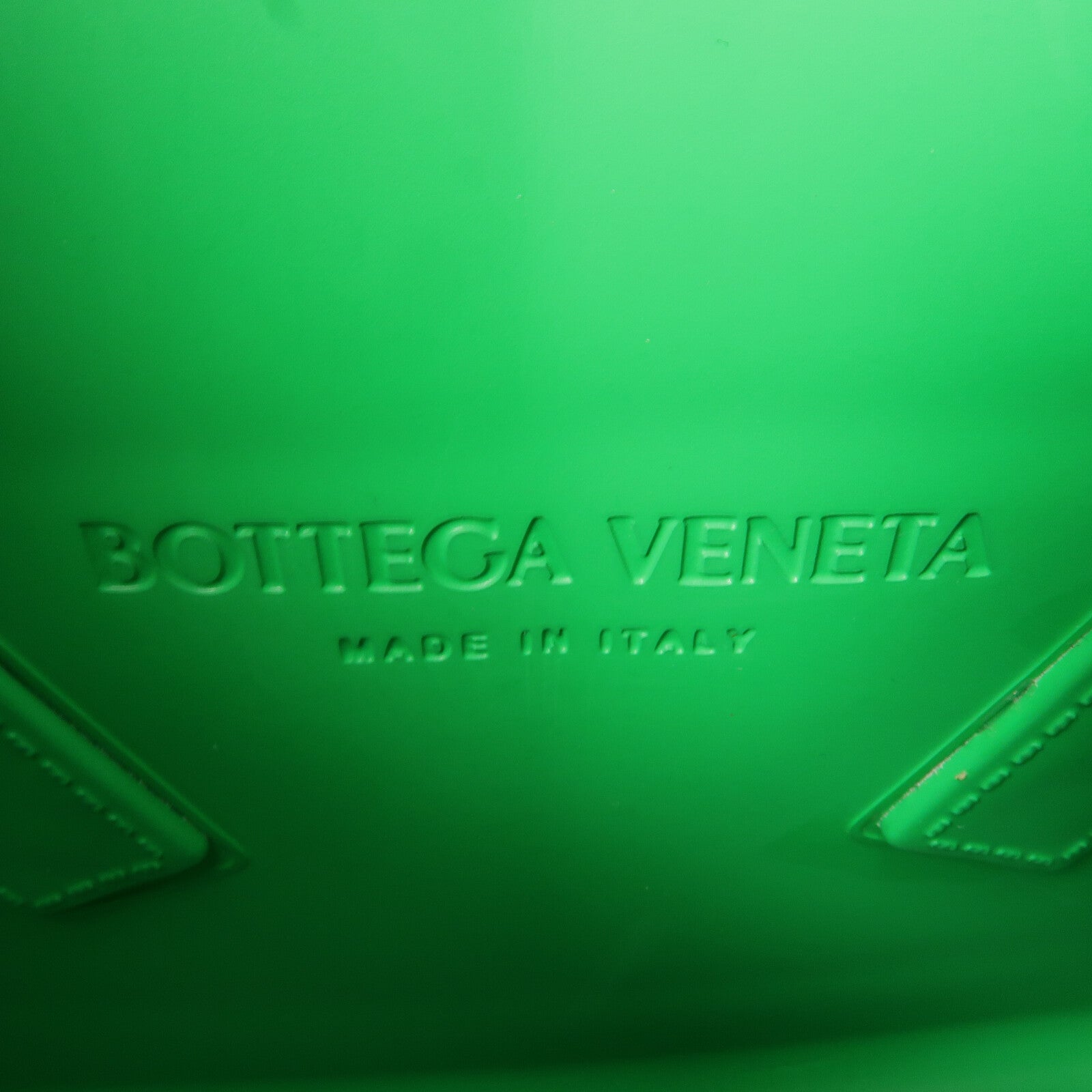 BOTTEGA VENETA Rubber Arco手挽袋
