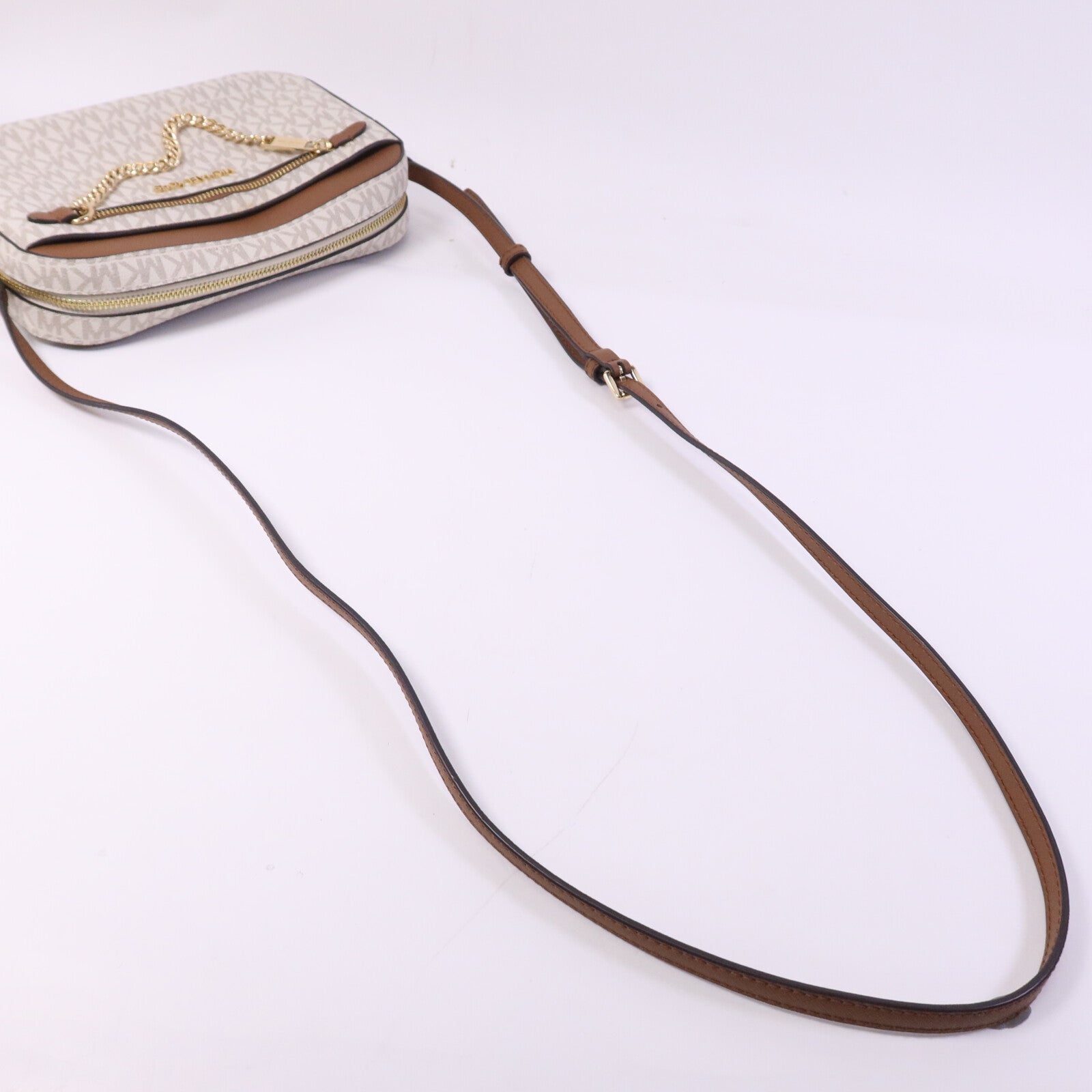 Michael Kors 牛皮皮革Jet Set Shoulder Bag金扣肩背袋
