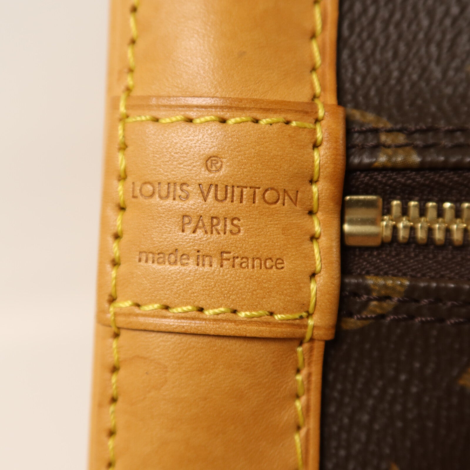 LOUIS VUITTON Monogram Alma金扣手挽袋