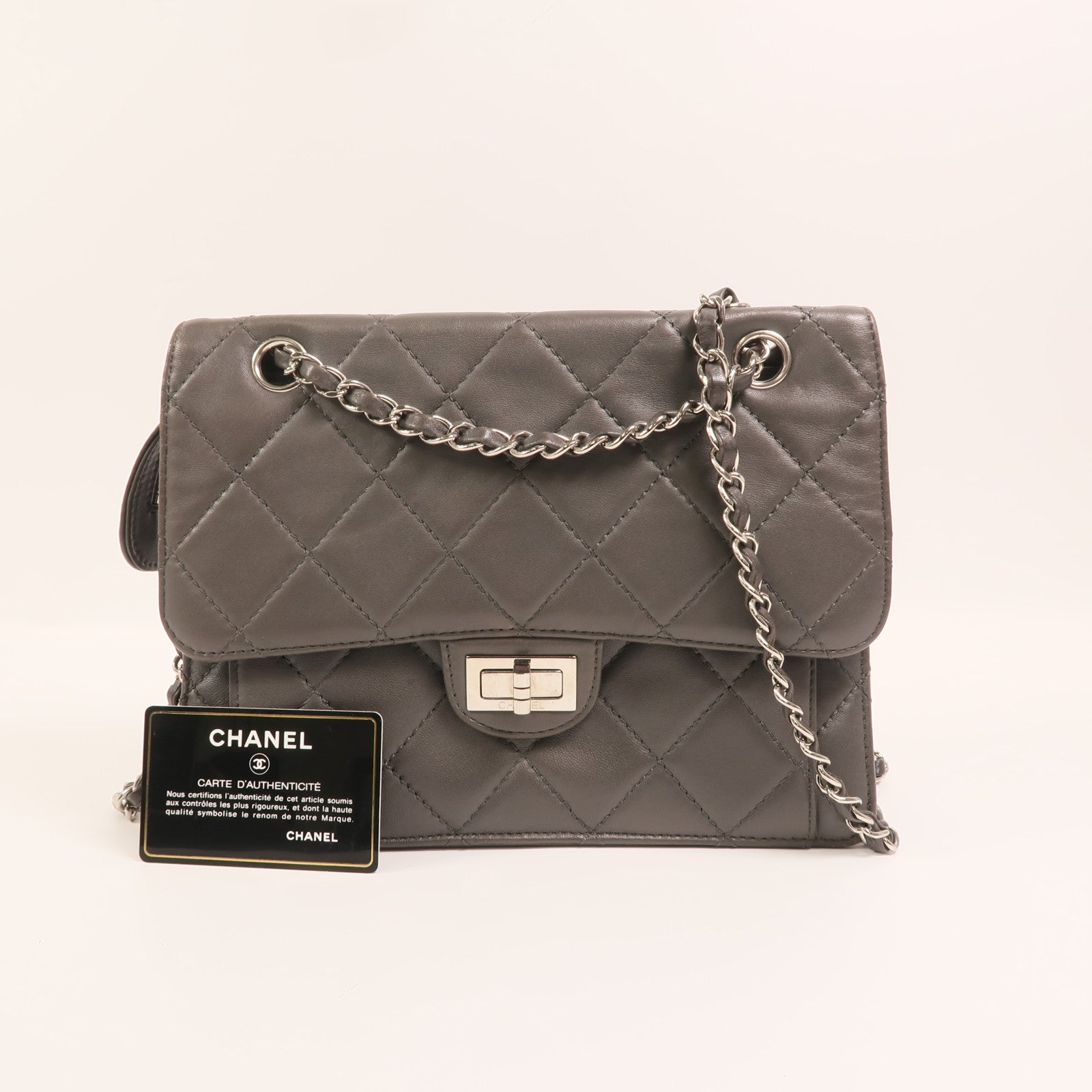 CHANEL 【激減優惠】羊皮皮革Chain Shoulder銀扣鏈帶肩背袋