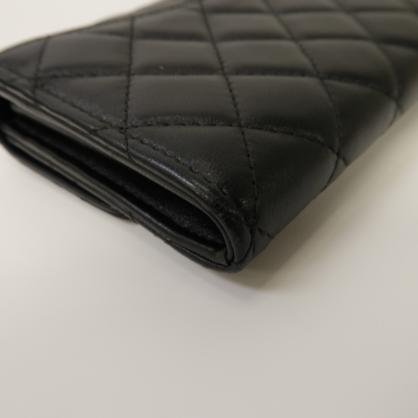 CHANEL 菱格羊皮皮革Classic Medium Wallet銀扣錢包黑色