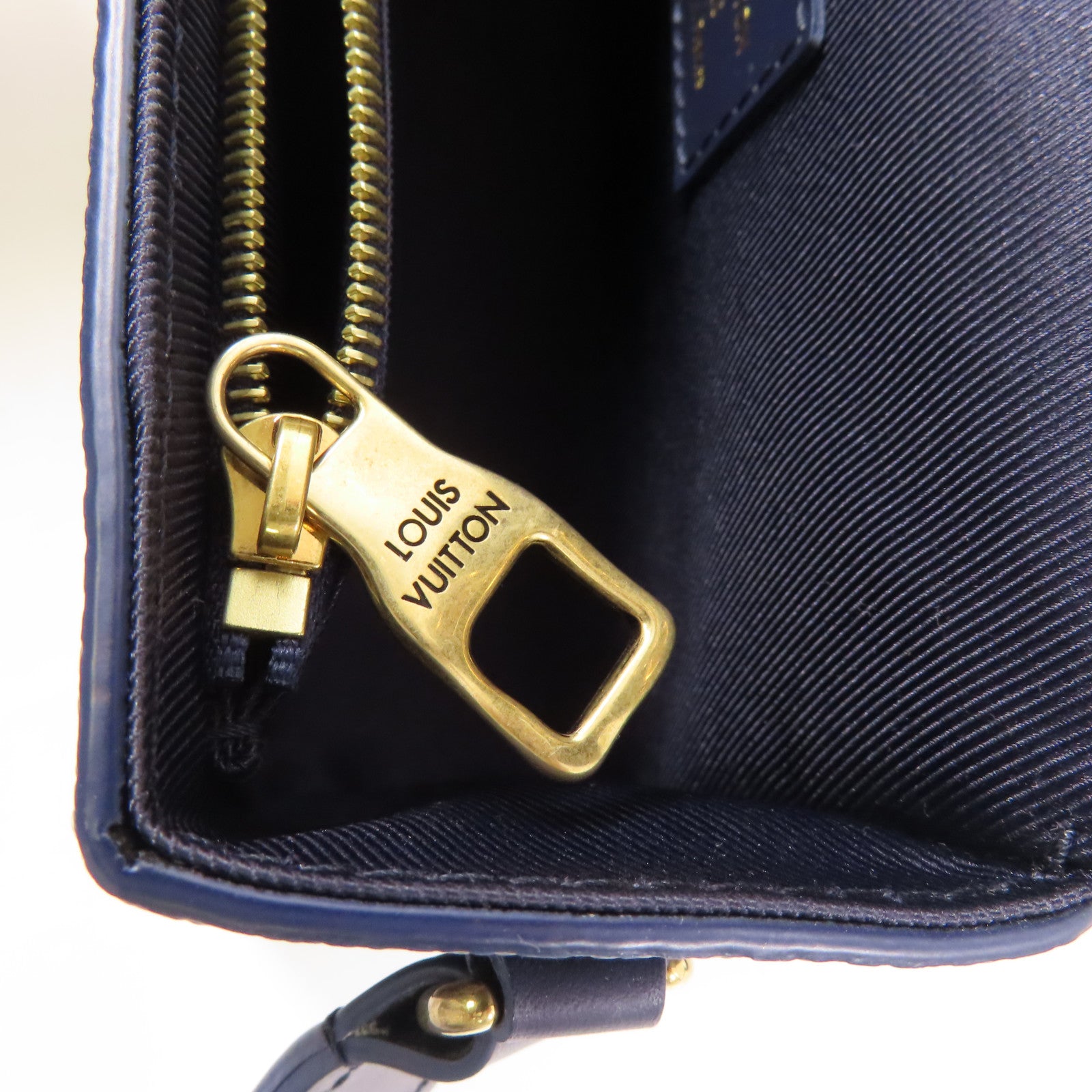 LOUIS VUITTON Monogram Bleach Steamer Wearable金扣肩背袋