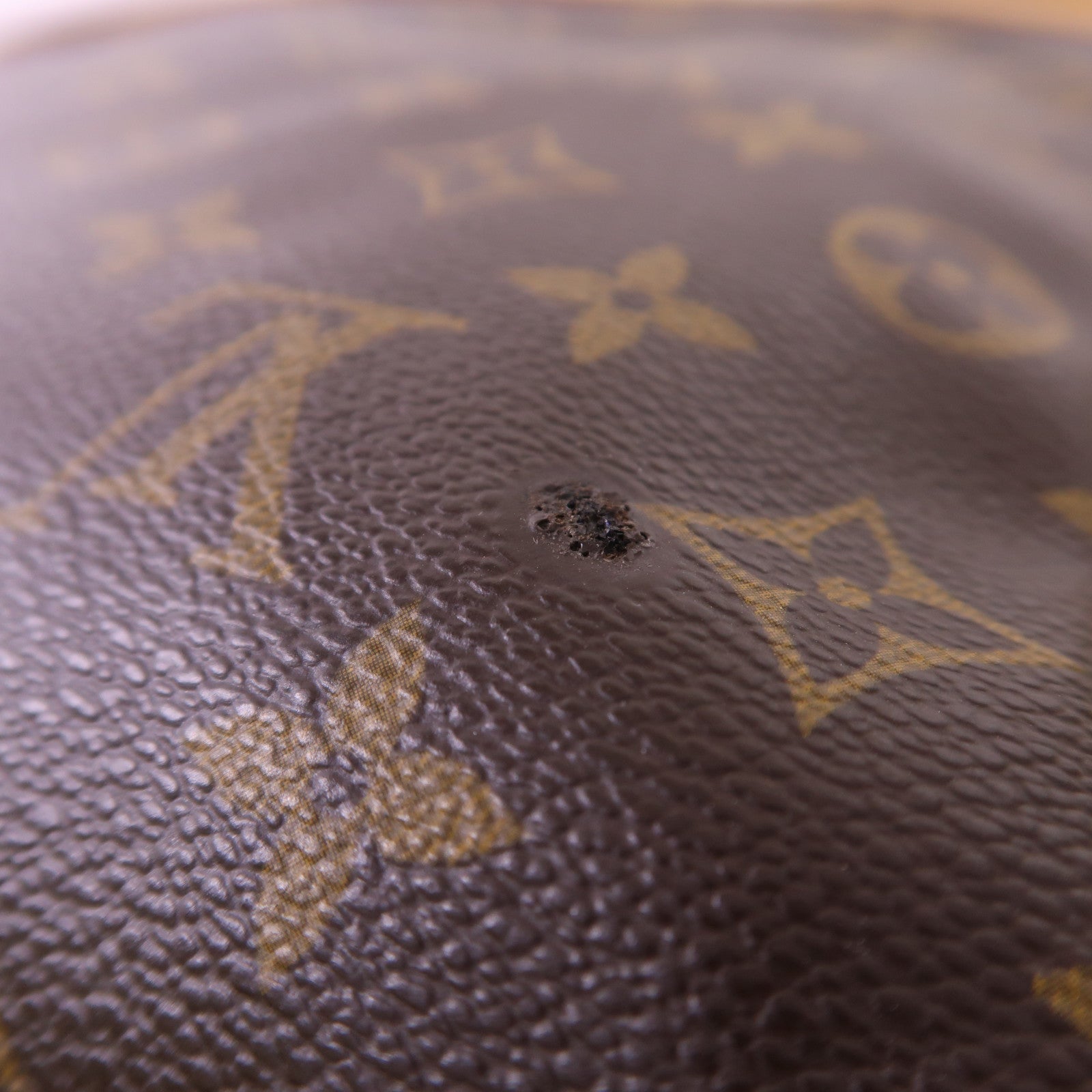 LOUIS VUITTON Monogram Abbesses金扣肩背袋棕色