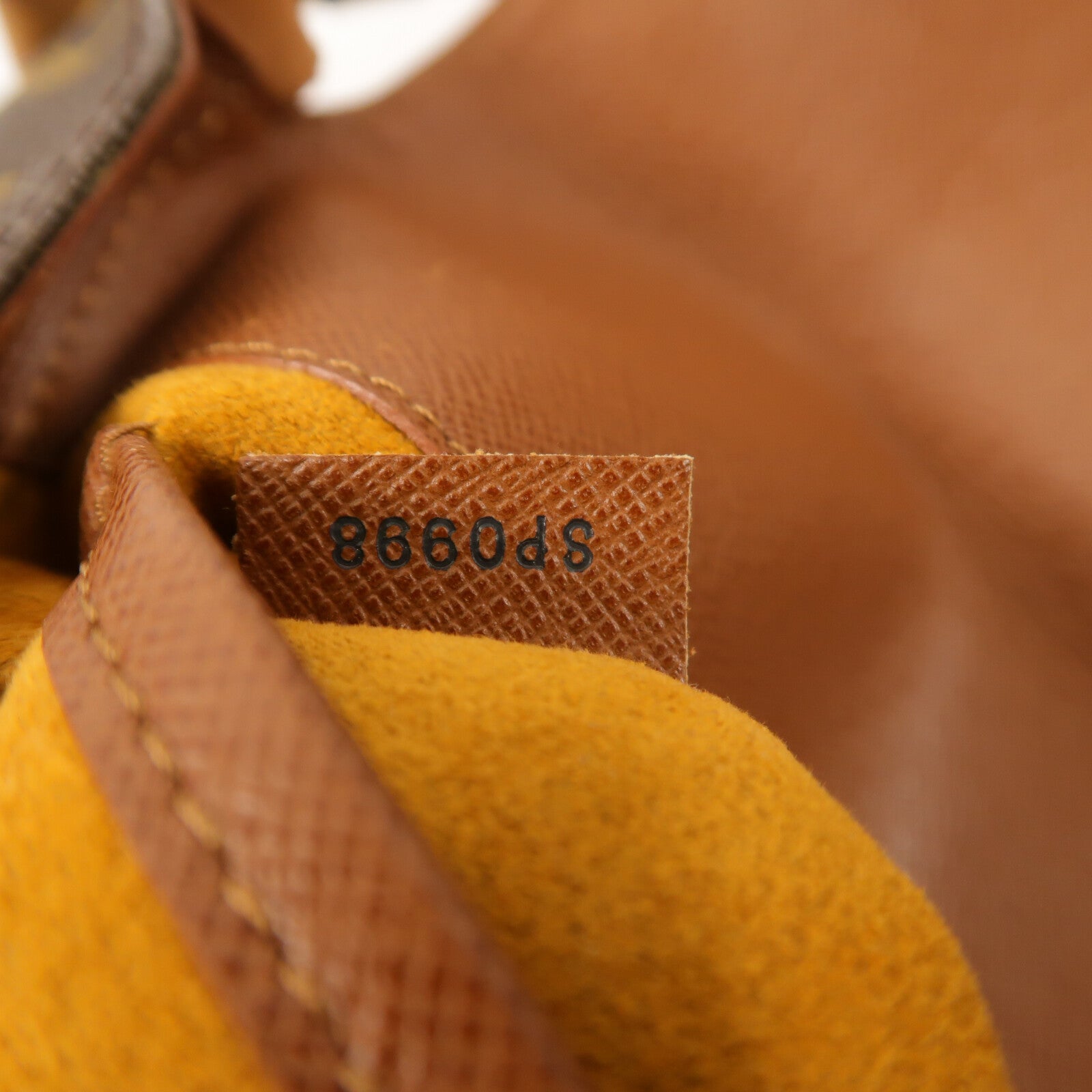LOUIS VUITTON Monogram Musette Tango金扣肩背袋