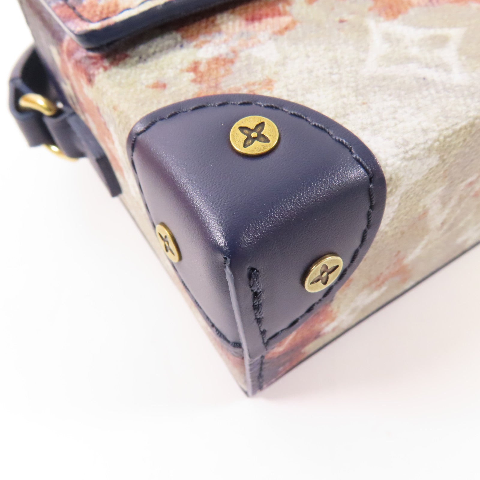 LOUIS VUITTON Monogram Bleach Steamer Wearable金扣肩背袋
