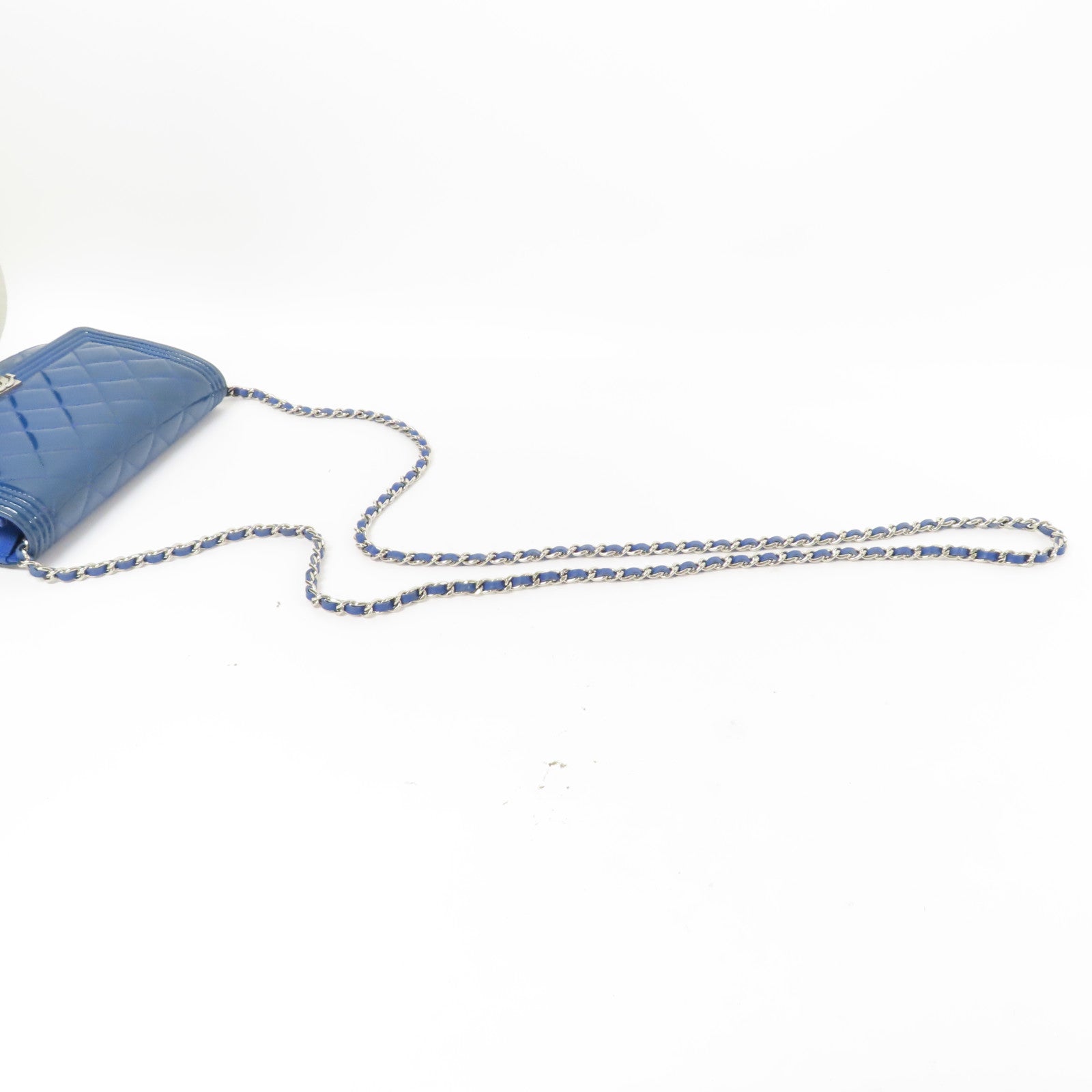 CHANEL 菱格漆皮皮革WOC Wallet On Chain銀扣鏈帶肩背袋藍色