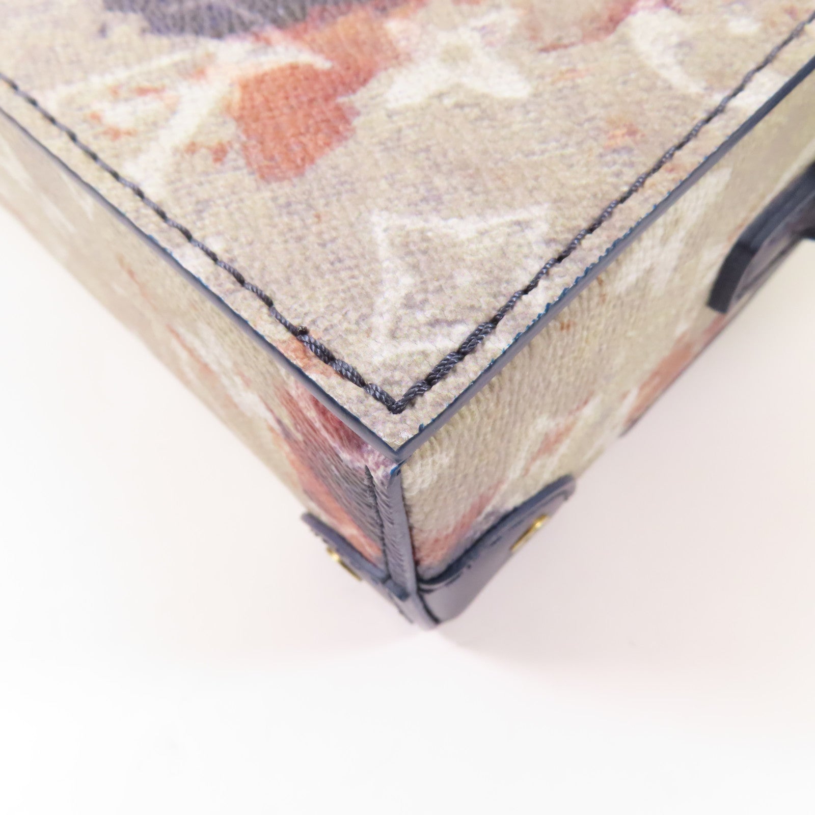 LOUIS VUITTON Monogram Bleach Steamer Wearable金扣肩背袋