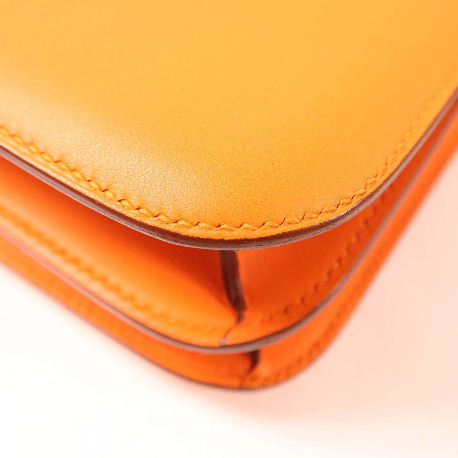 HERMES 【激減優惠】Swift皮革Constance 24銀扣肩背袋橙色