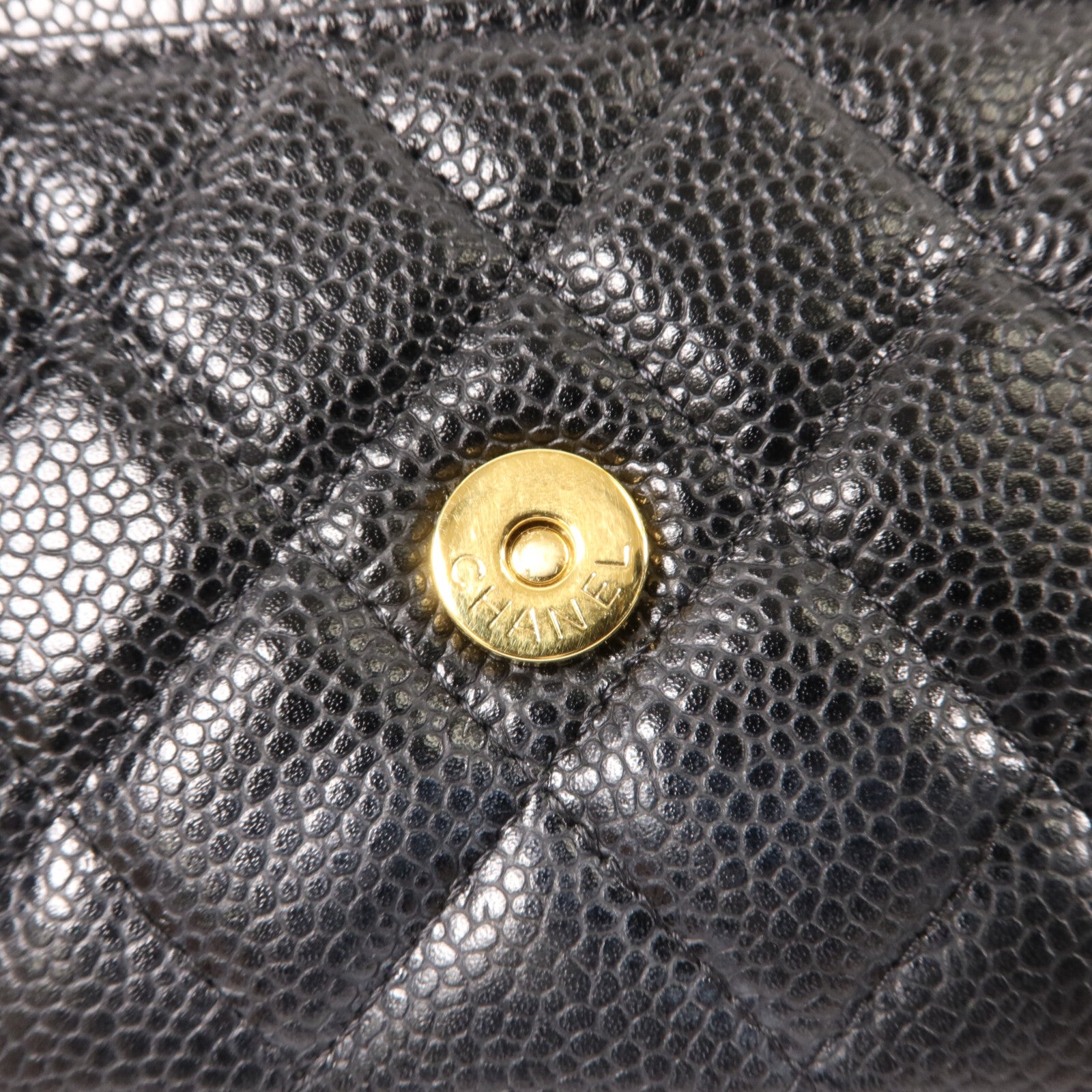 CHANEL 牛皮皮革WOC Wallet On Chain鏈帶肩背袋