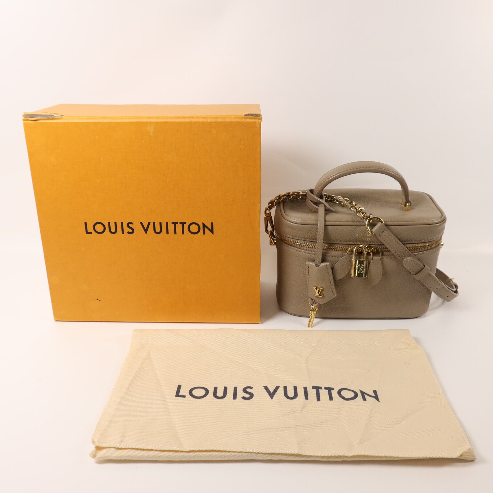 LOUIS VUITTON 【激減優惠】Monogram Empreinte Vanity PM金扣鏈帶手挽肩背兩用袋