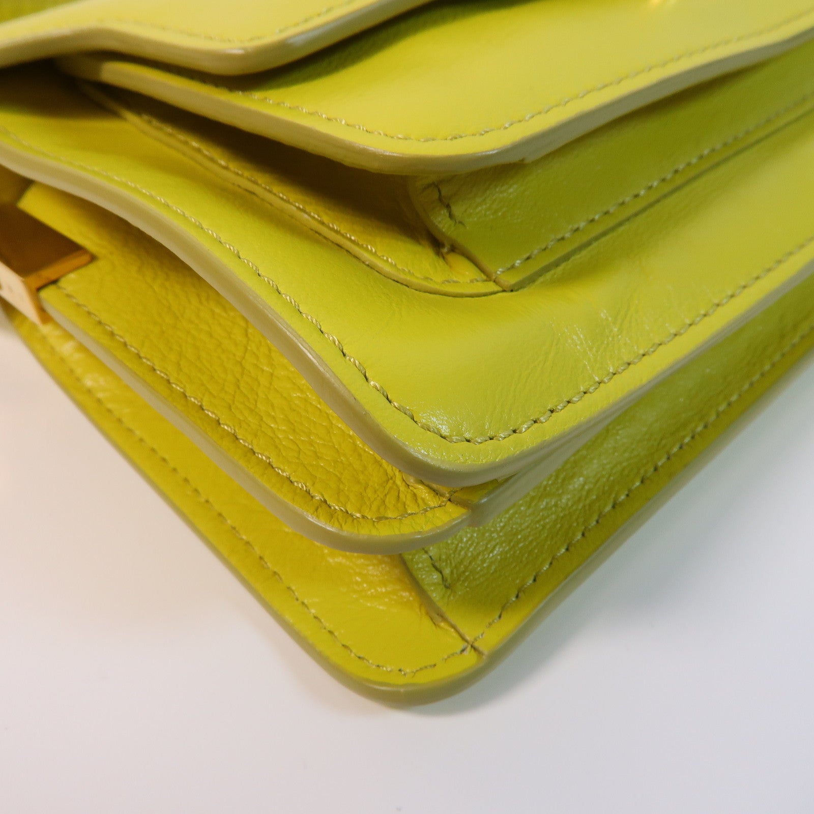 MARNI 牛皮皮革Shoulder Bag金扣肩背袋