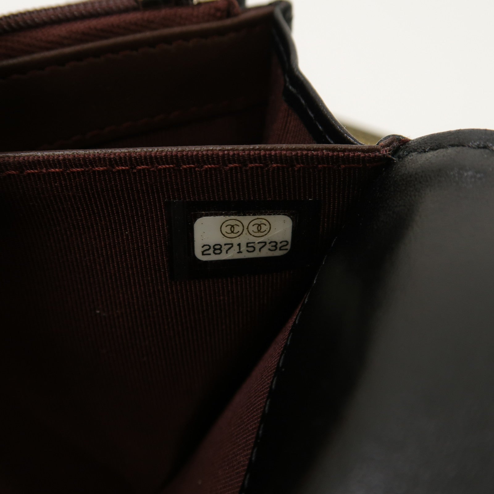 CHANEL 菱格羊皮皮革Classic Medium Wallet銀扣錢包黑色