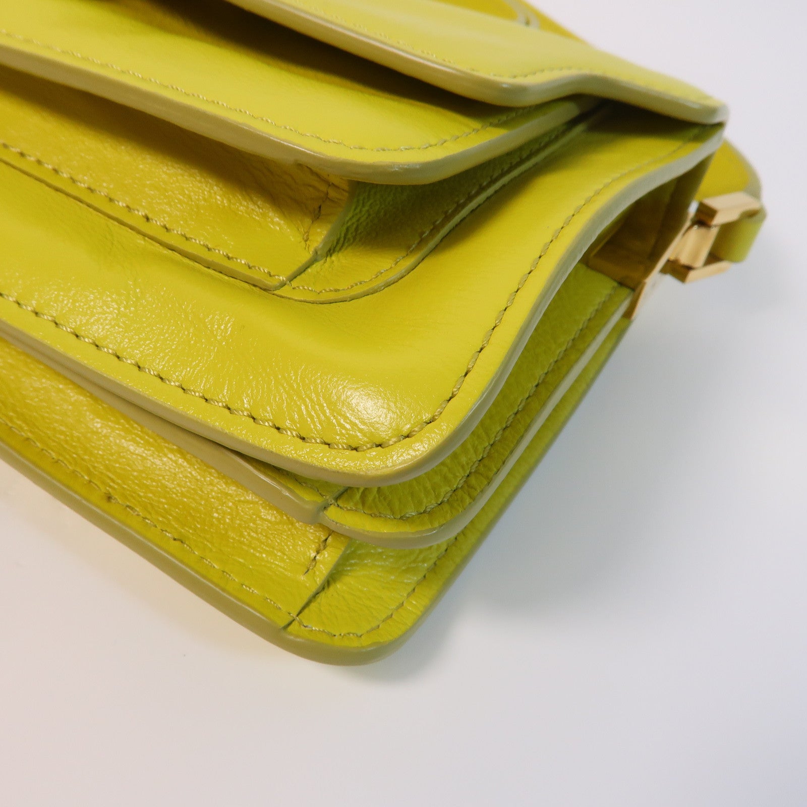MARNI 牛皮皮革Shoulder Bag金扣肩背袋