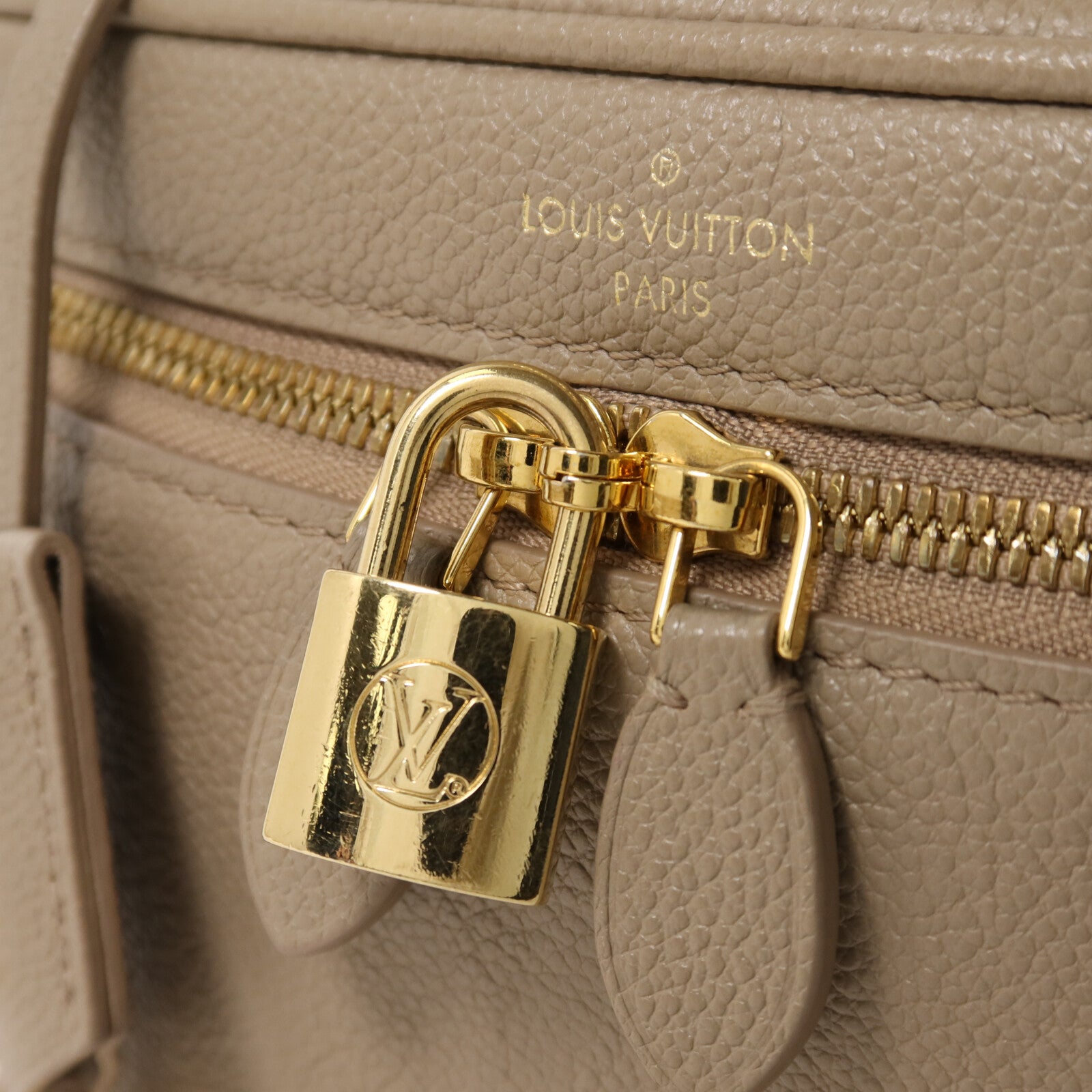 LOUIS VUITTON 【激減優惠】Monogram Empreinte Vanity PM金扣鏈帶手挽肩背兩用袋
