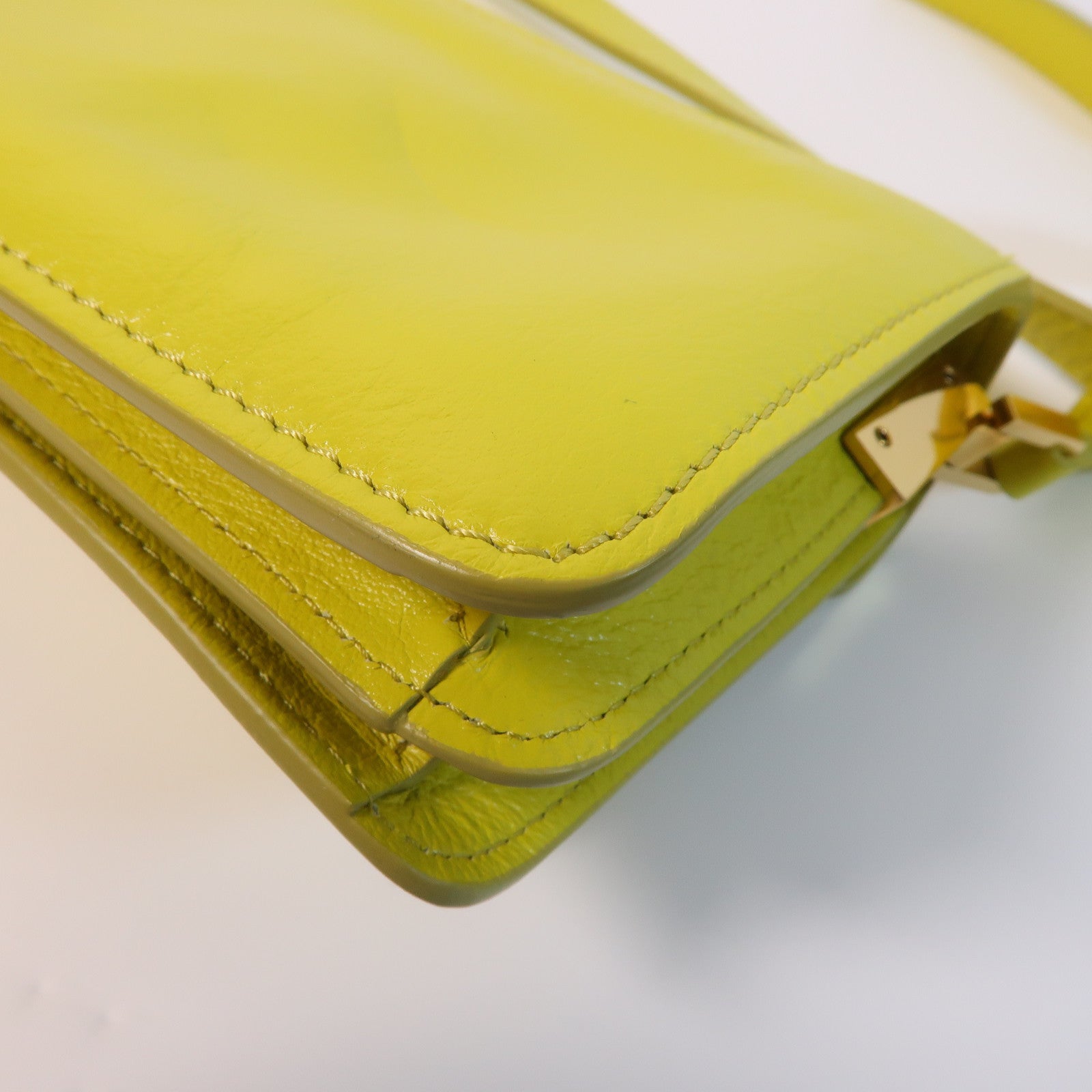 MARNI 牛皮皮革Shoulder Bag金扣肩背袋