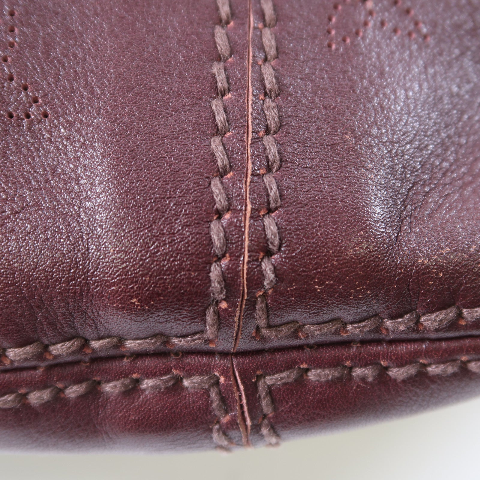 LOUIS VUITTON Monogram Mahina Onatah GM金扣肩背袋