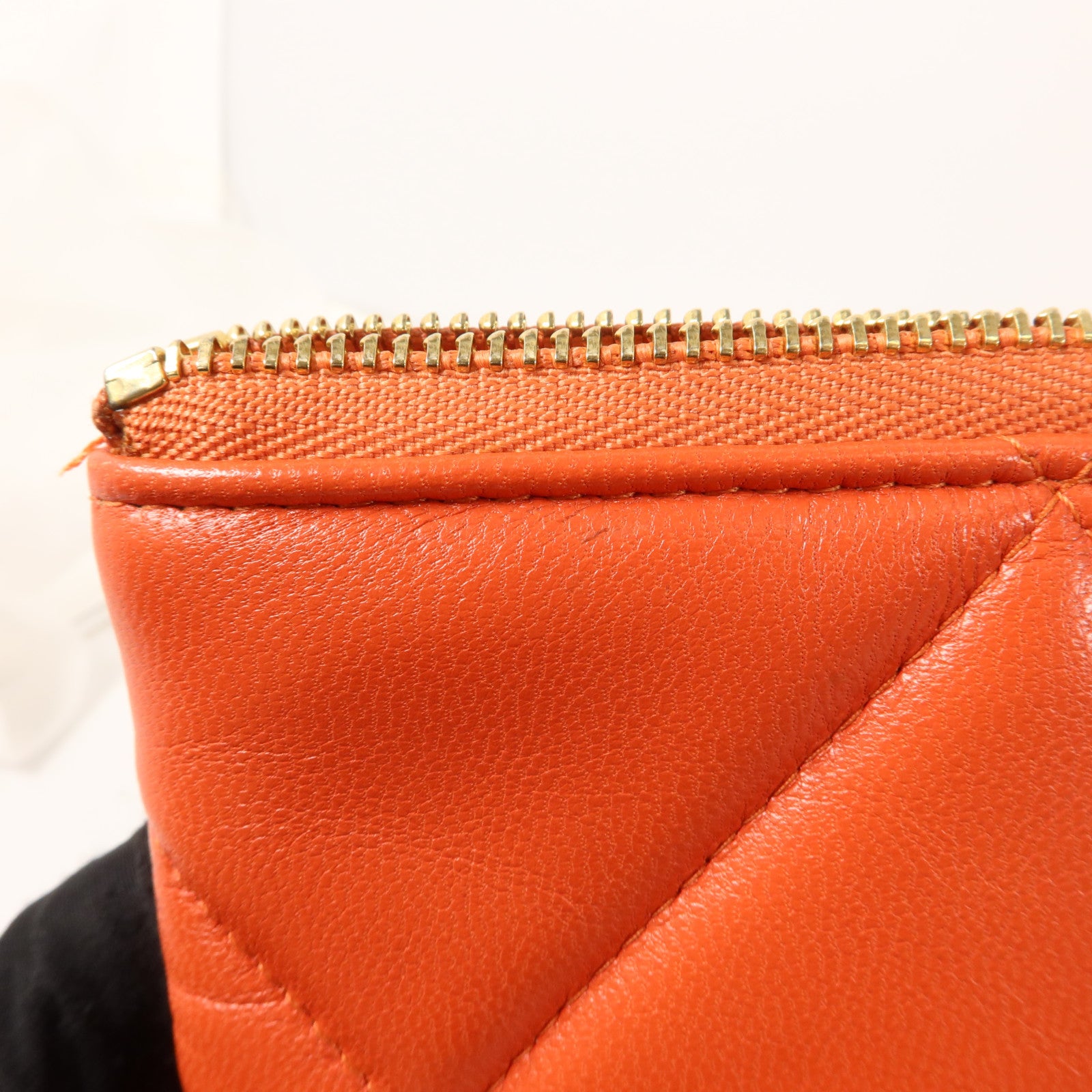 CHANEL 羊皮皮革C19 Clutch Bag金扣手拿包