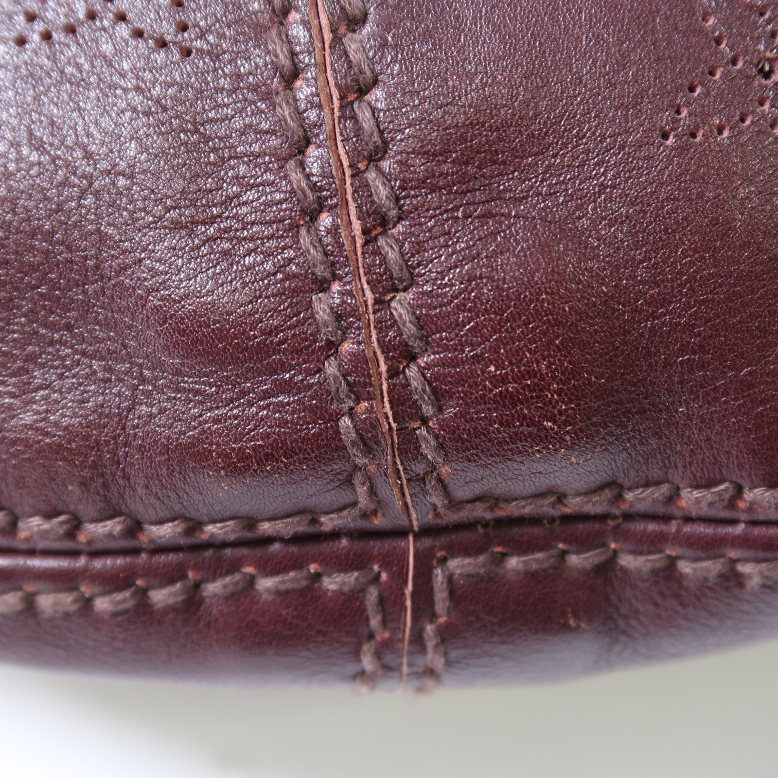 LOUIS VUITTON Monogram Mahina Onatah GM金扣肩背袋