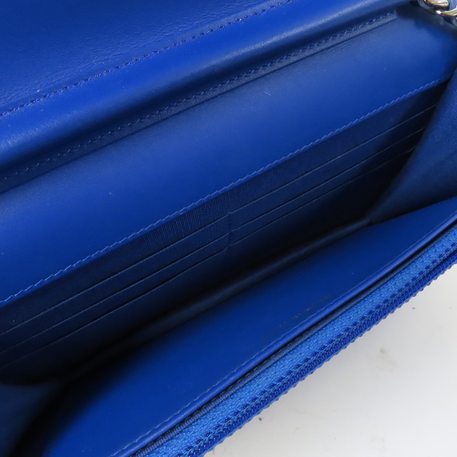 CHANEL 菱格漆皮皮革WOC Wallet On Chain銀扣鏈帶肩背袋藍色