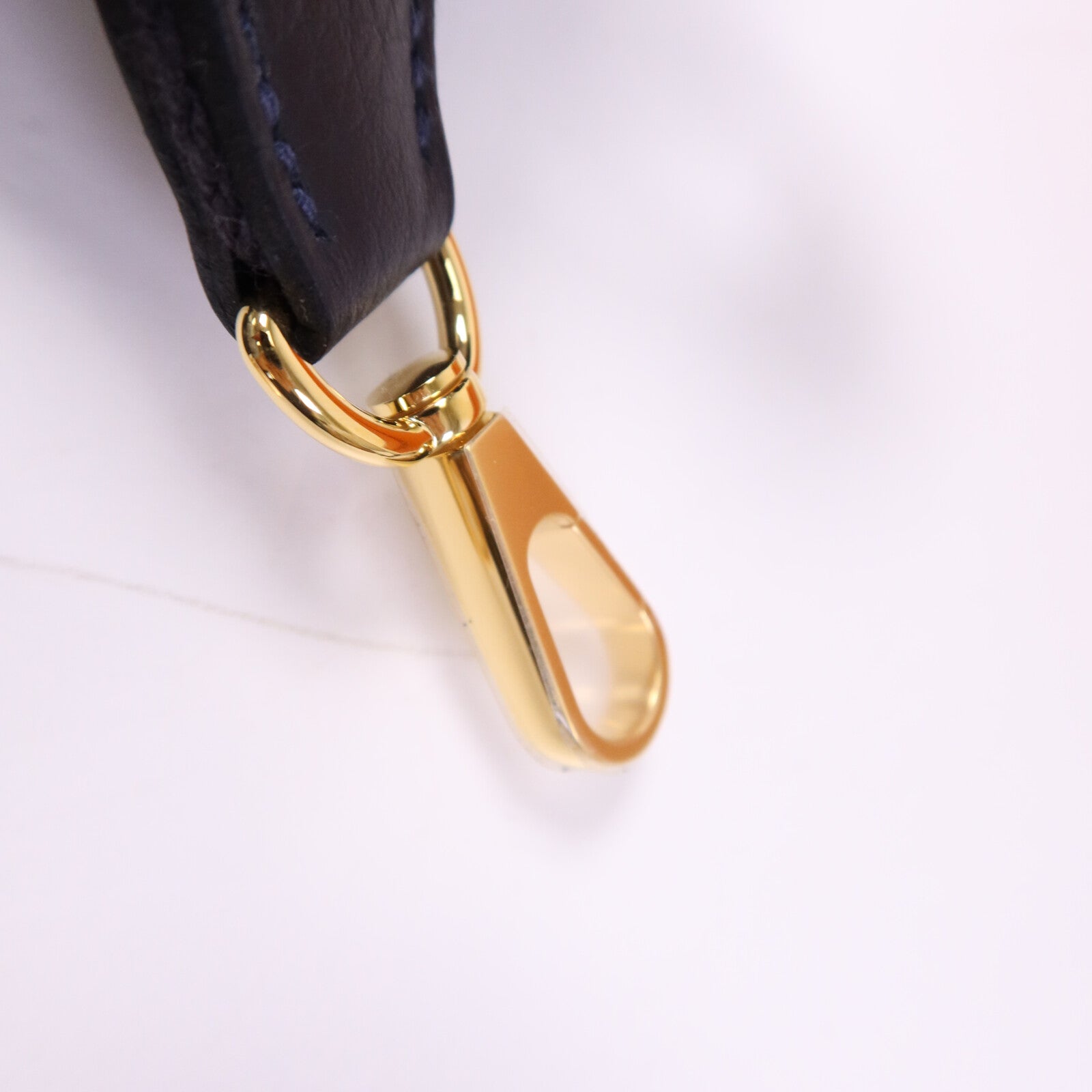 HERMES Clemence皮革Evelyne TPM金扣肩背袋Caban