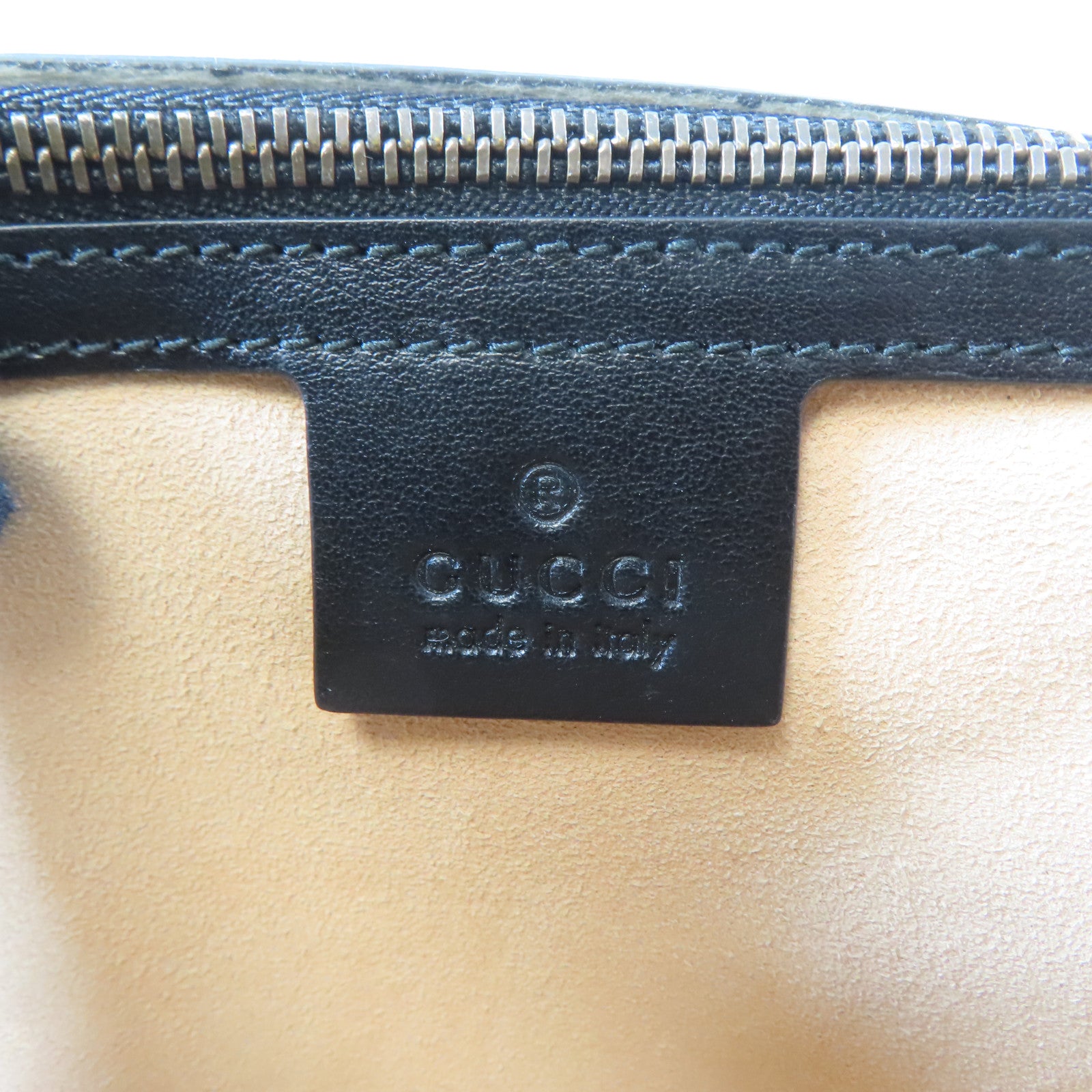 GUCCI 皮革GG Marmont金扣鏈帶肩背袋黑色
