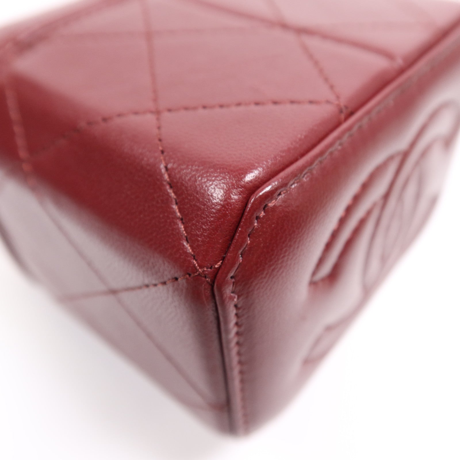 CHANEL 羊皮皮革Mini Vanity Case金扣鏈帶肩背袋