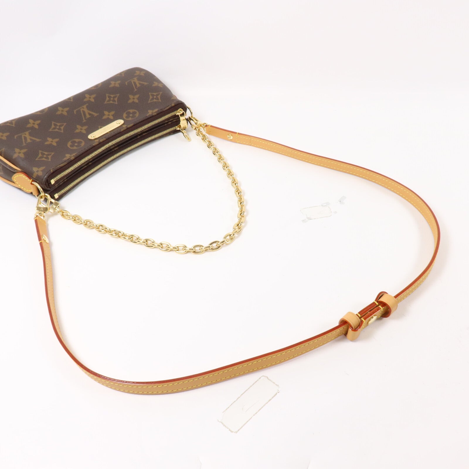 LOUIS VUITTON Monogram Liv Pochette鏈帶肩背袋
