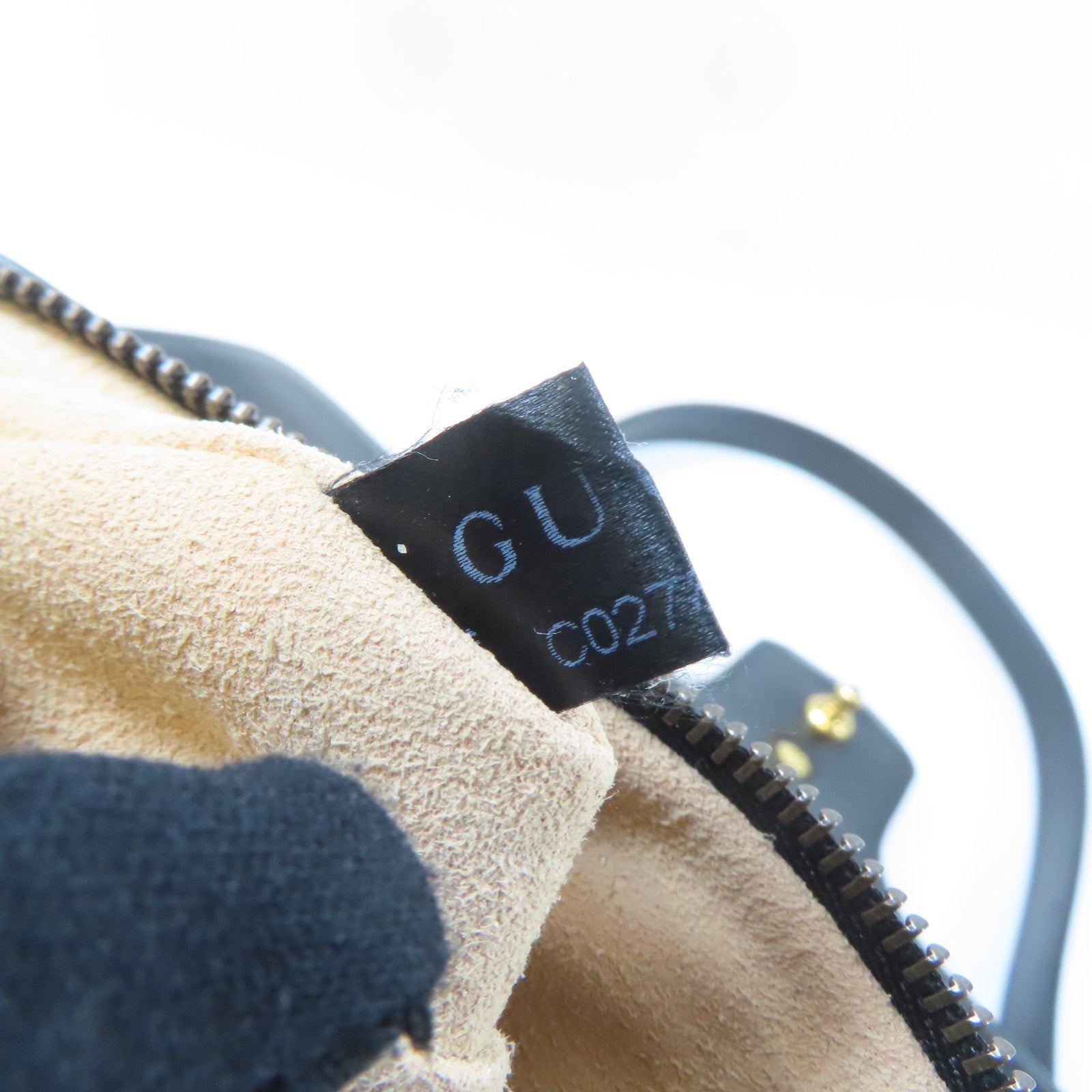 GUCCI 皮革GG Marmont金扣鏈帶肩背袋黑色