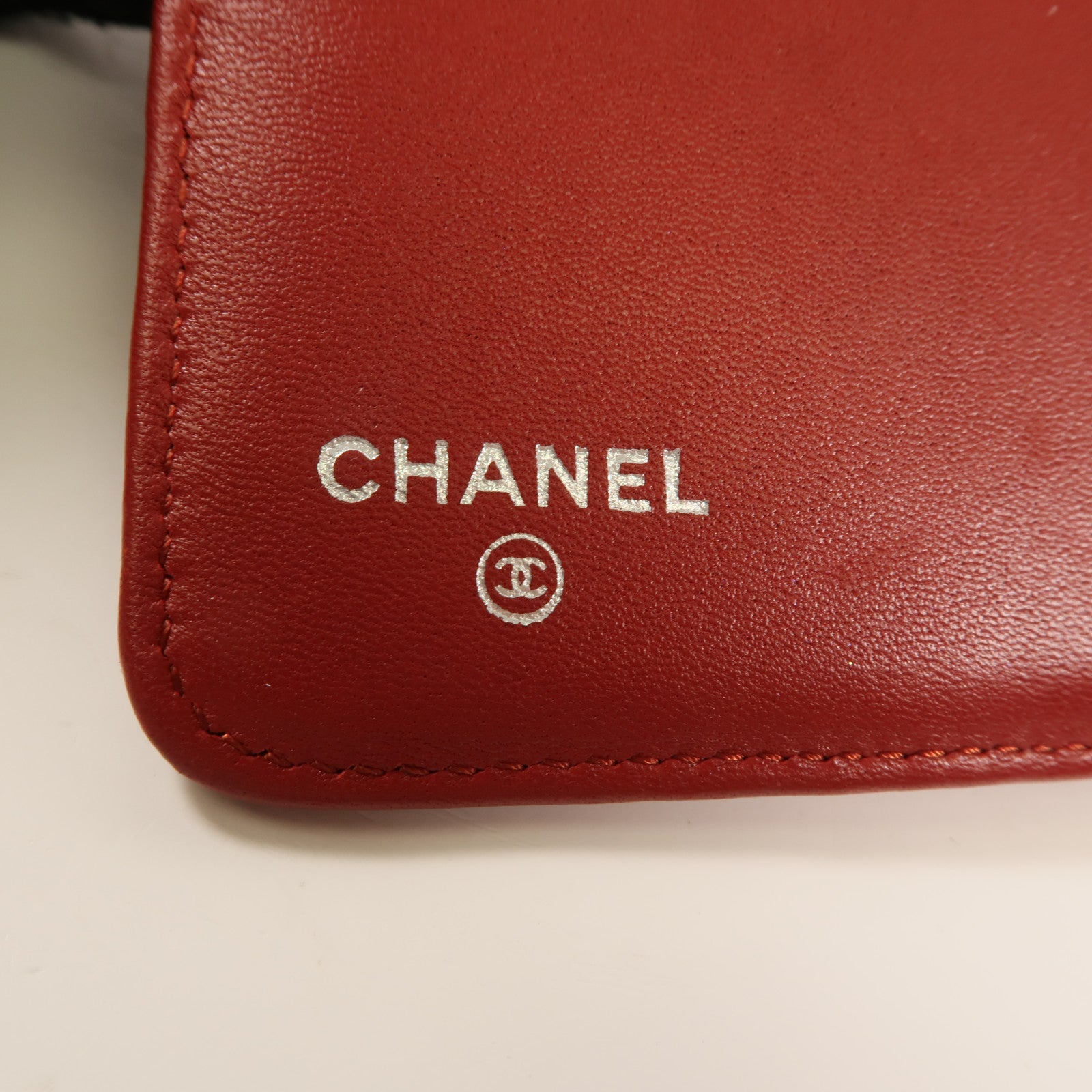 CHANEL 【激減優惠】羊皮皮革Wallet銀扣錢包