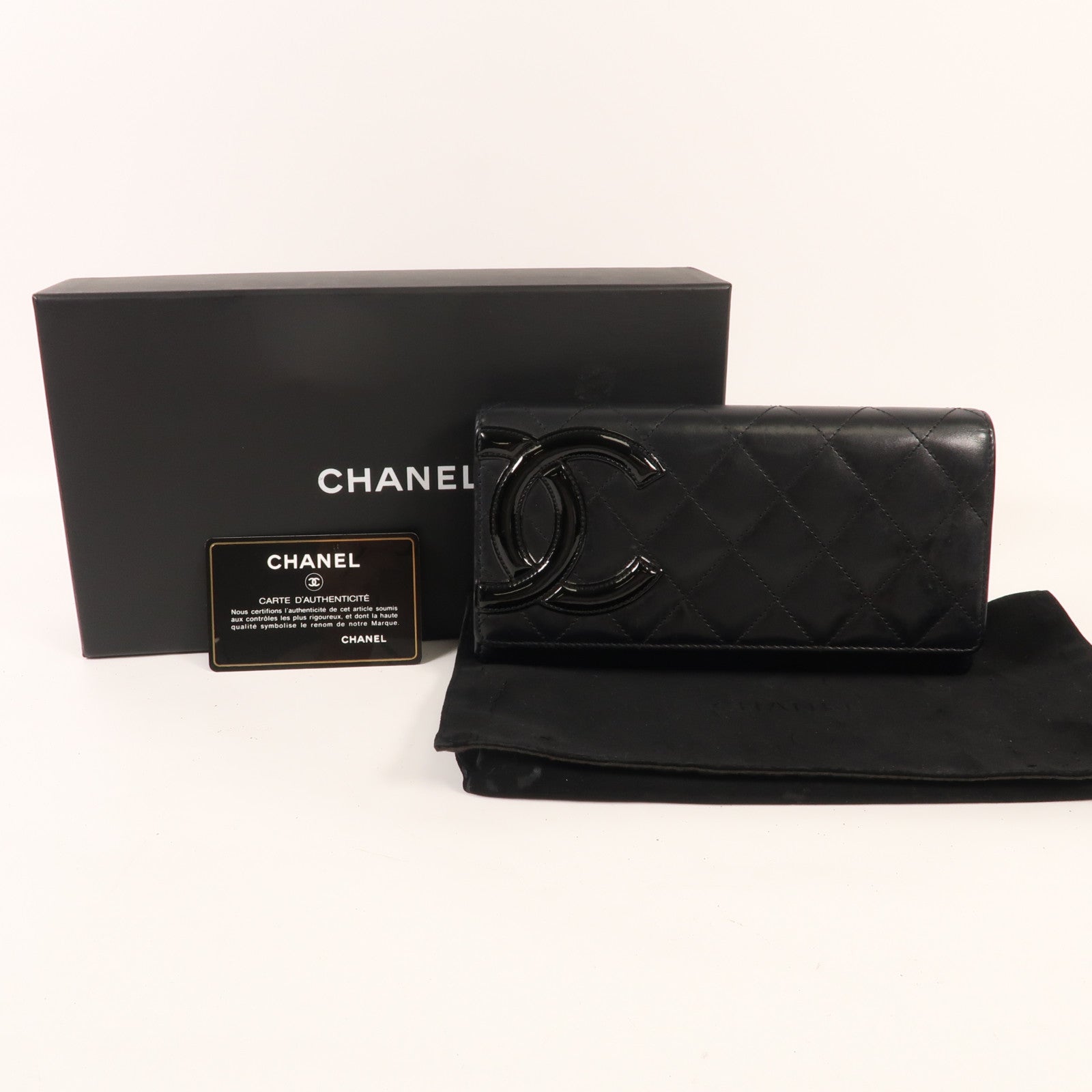 CHANEL 羊皮皮革Cambon Wallet銀扣長錢包