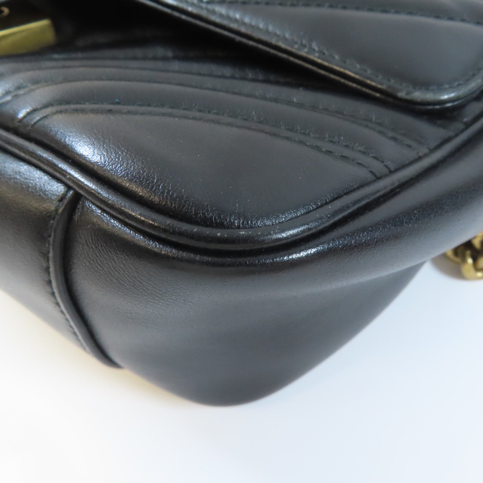 GUCCI 皮革GG Marmont金扣鏈帶肩背袋黑色