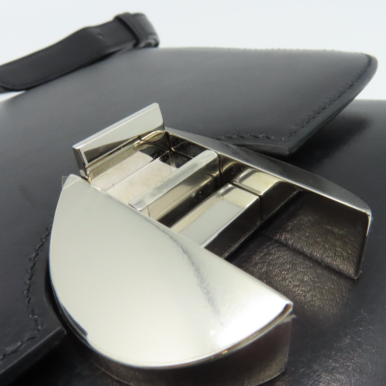 HERMES 【激減優惠】Evercolor皮革2002-20 Shoulder Bag銀扣肩背袋黑色