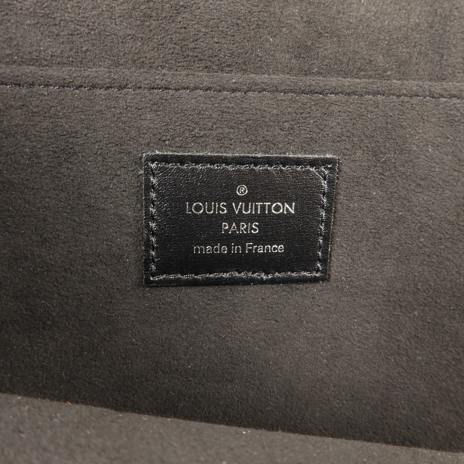 LOUIS VUITTON 牛皮皮革Nomade Pochette Jour PM銀扣手拿包