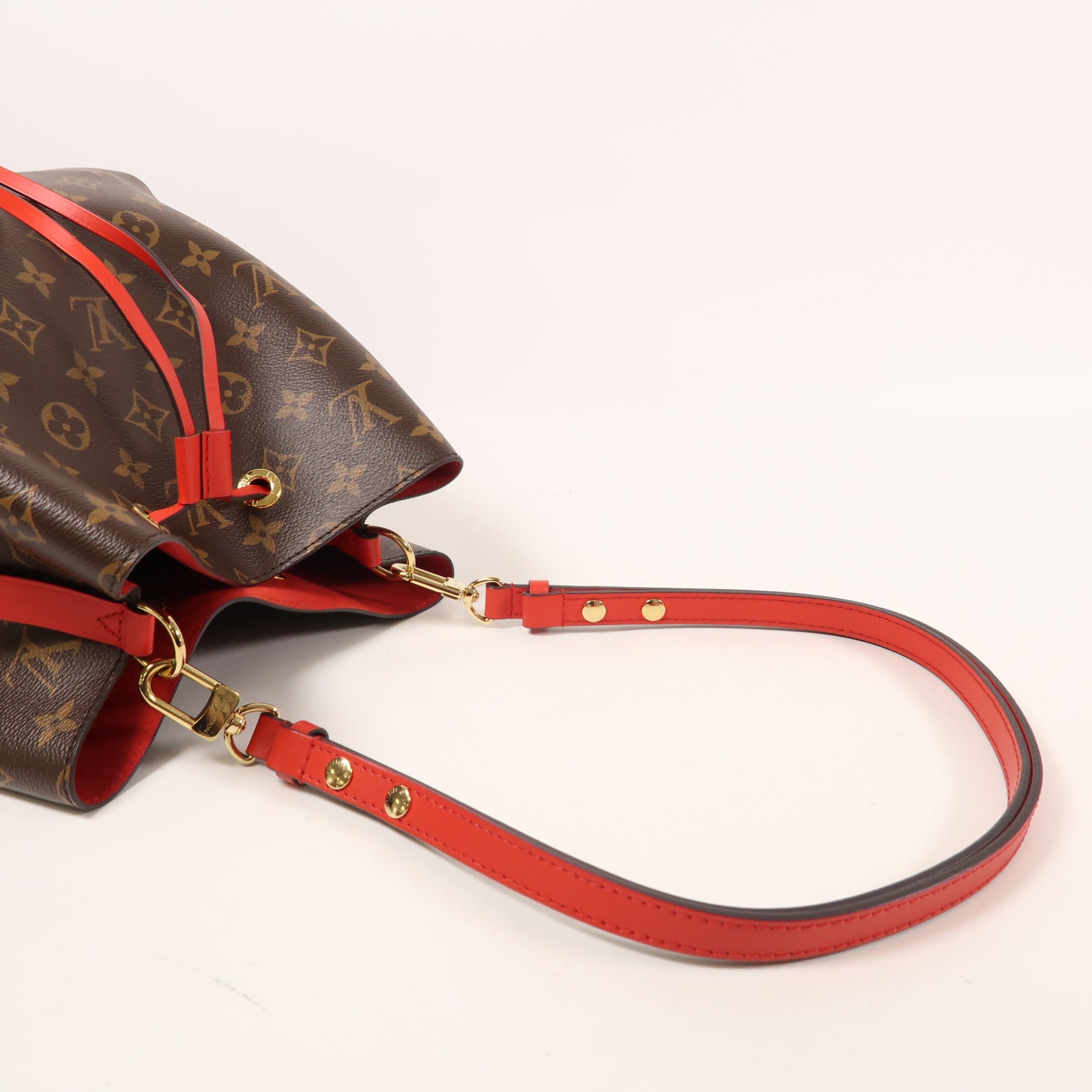 LOUIS VUITTON GHW Neo Noe Bucket Bag Shoulder Handbag M44021 Monogram Coquelicot