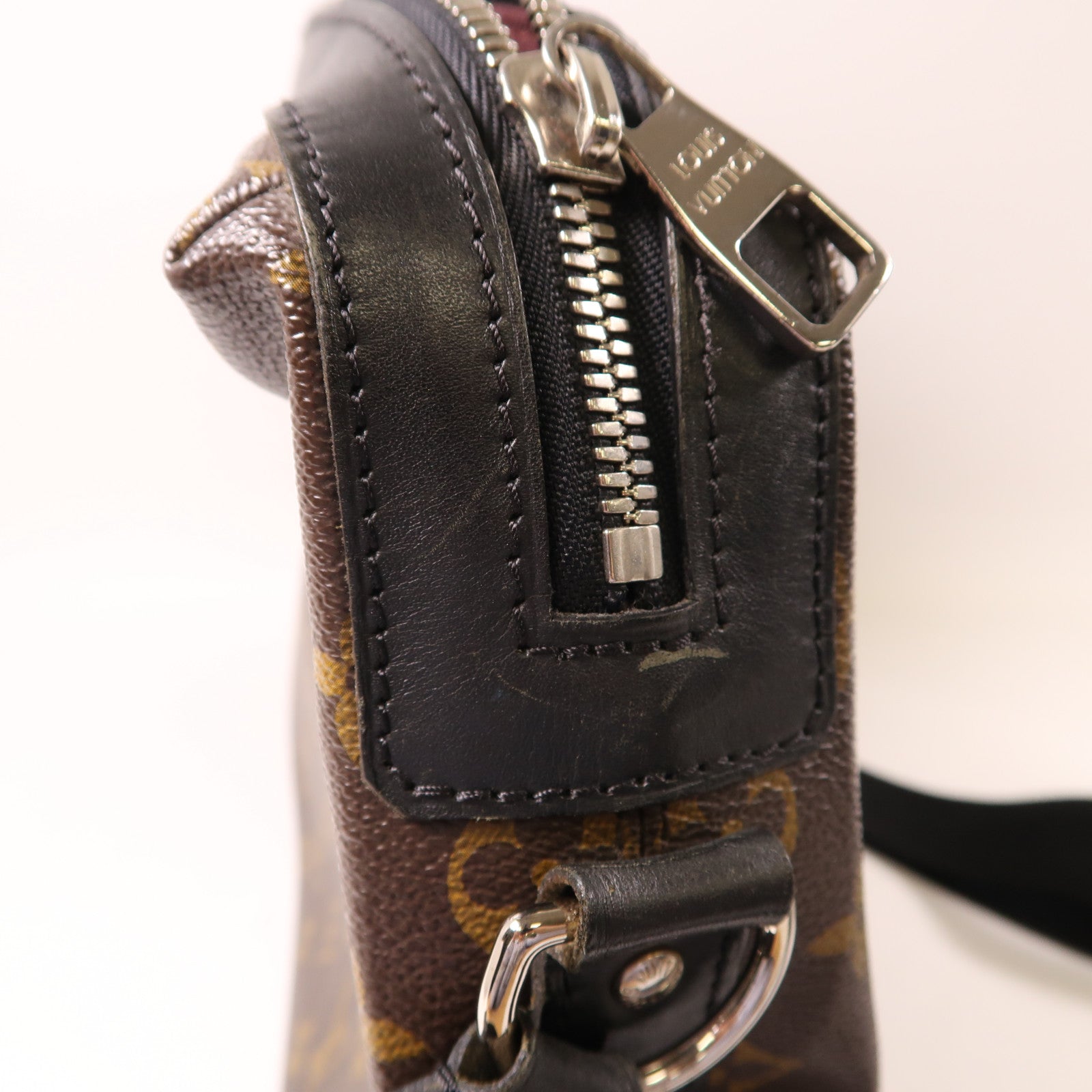 LOUIS VUITTON Monogram Macassar Torres銀扣斜孭袋啡色
