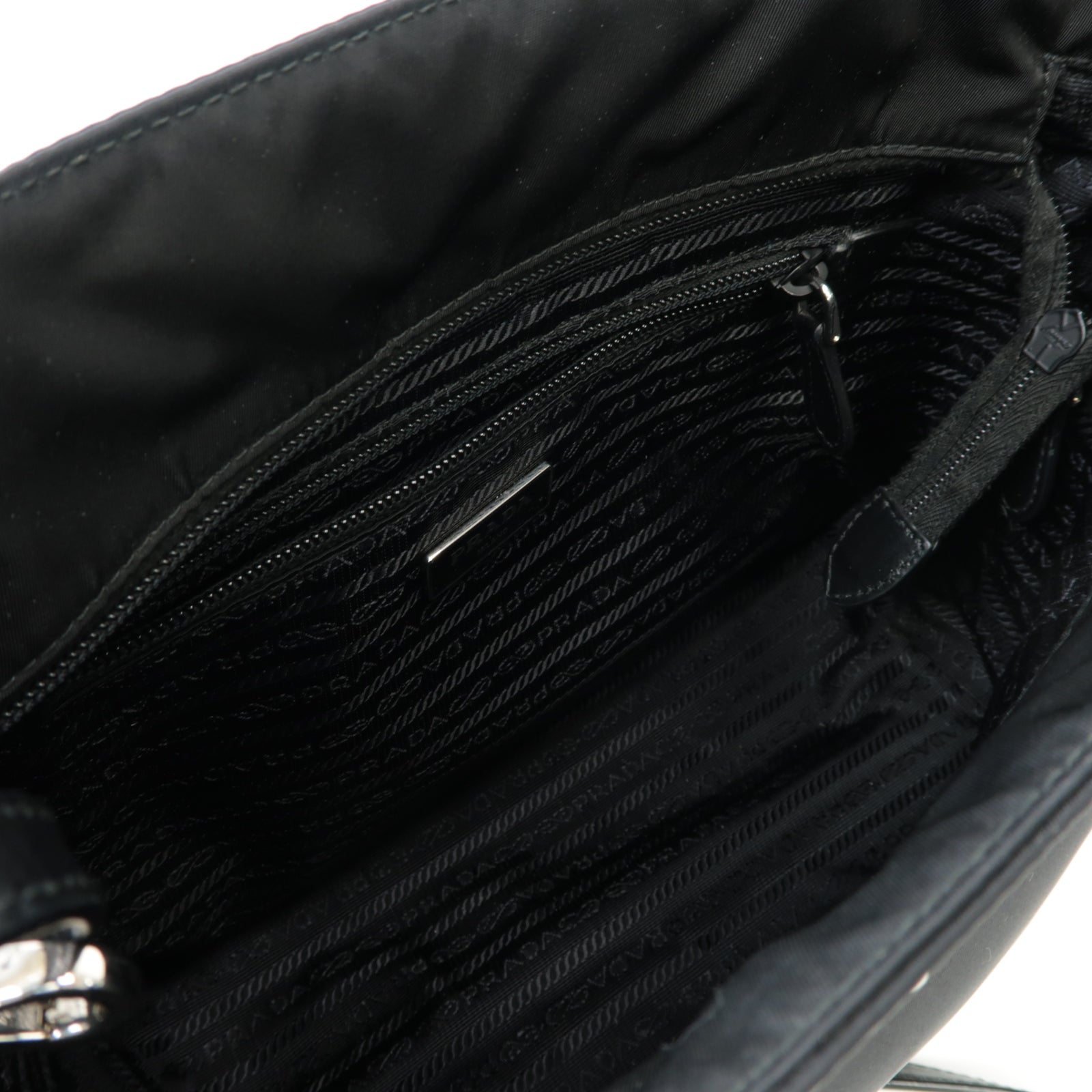 PRADA 【激減優惠】尼龍/皮革2 Way Shoulder銀扣手挽肩背兩用袋黑色