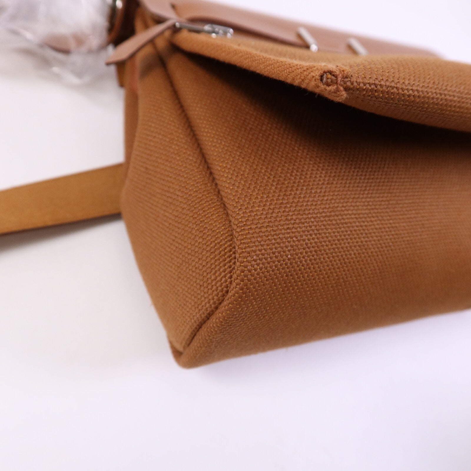 HERMES 帆布Mini Herbag銀扣肩背袋Fauve