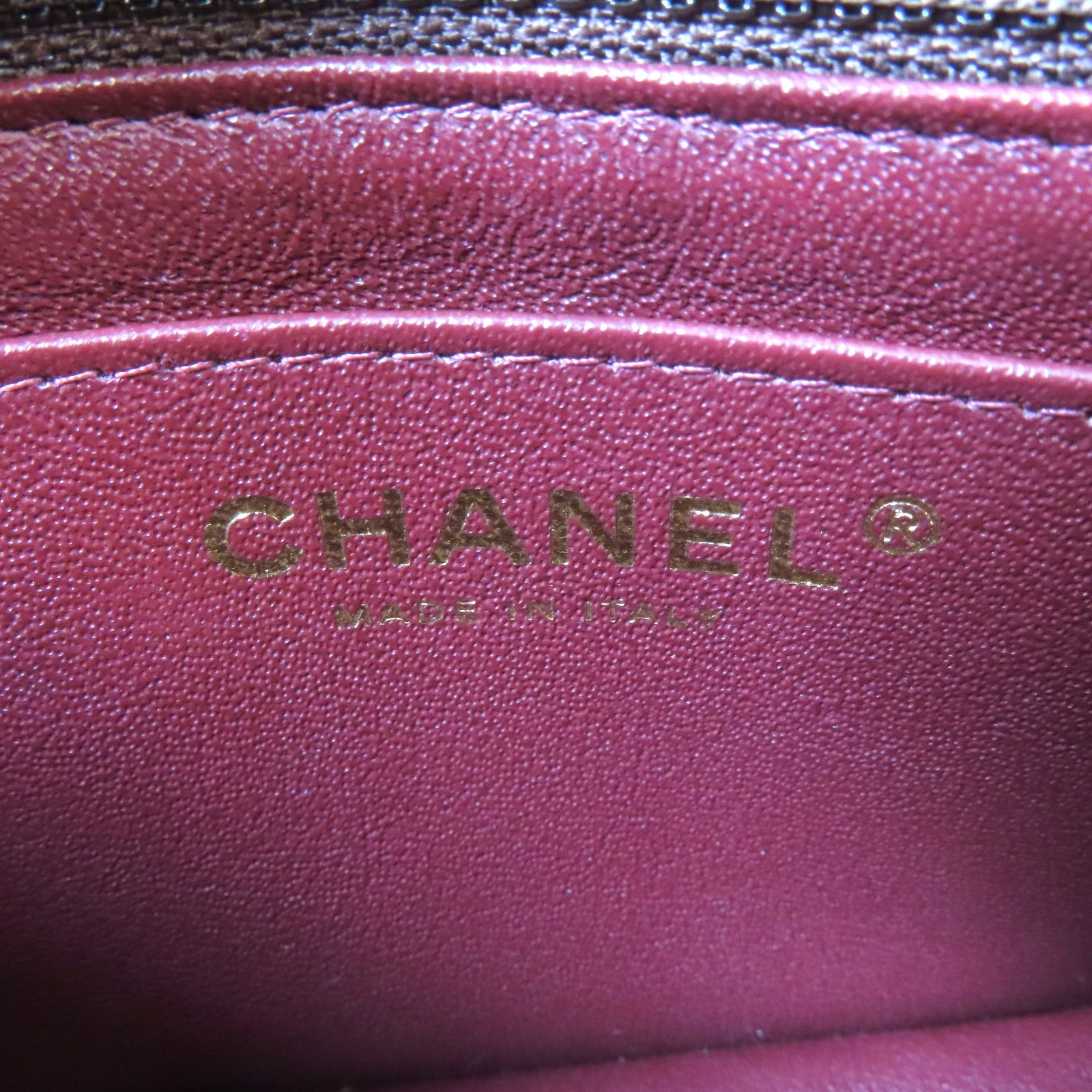 CHANEL 【激減優惠】菱格羊毛Mini Classic Chain Shoulder Bag金扣鏈帶肩背袋深藍色