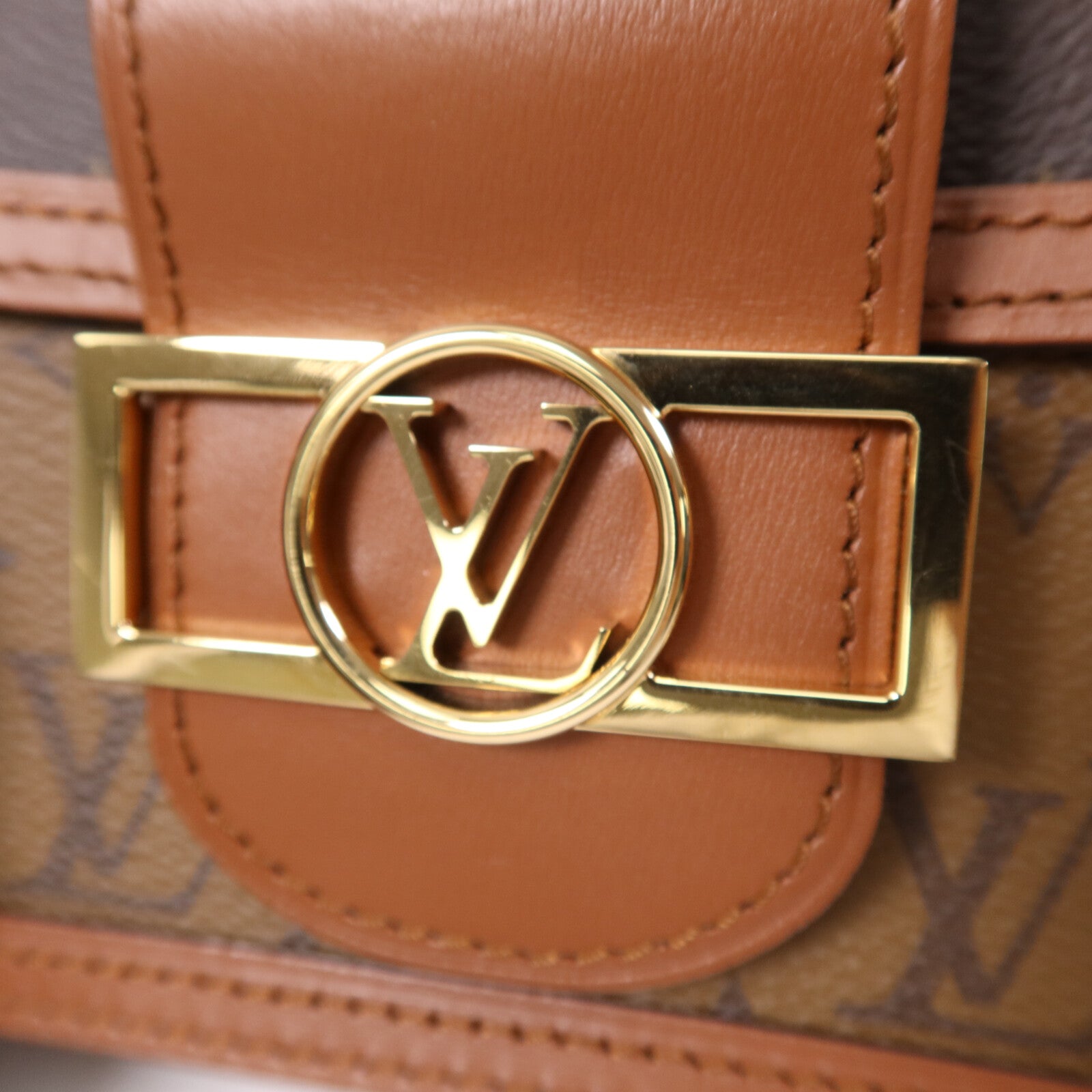 LOUIS VUITTON Monogram Reverse Mini Dauphine金扣肩背袋