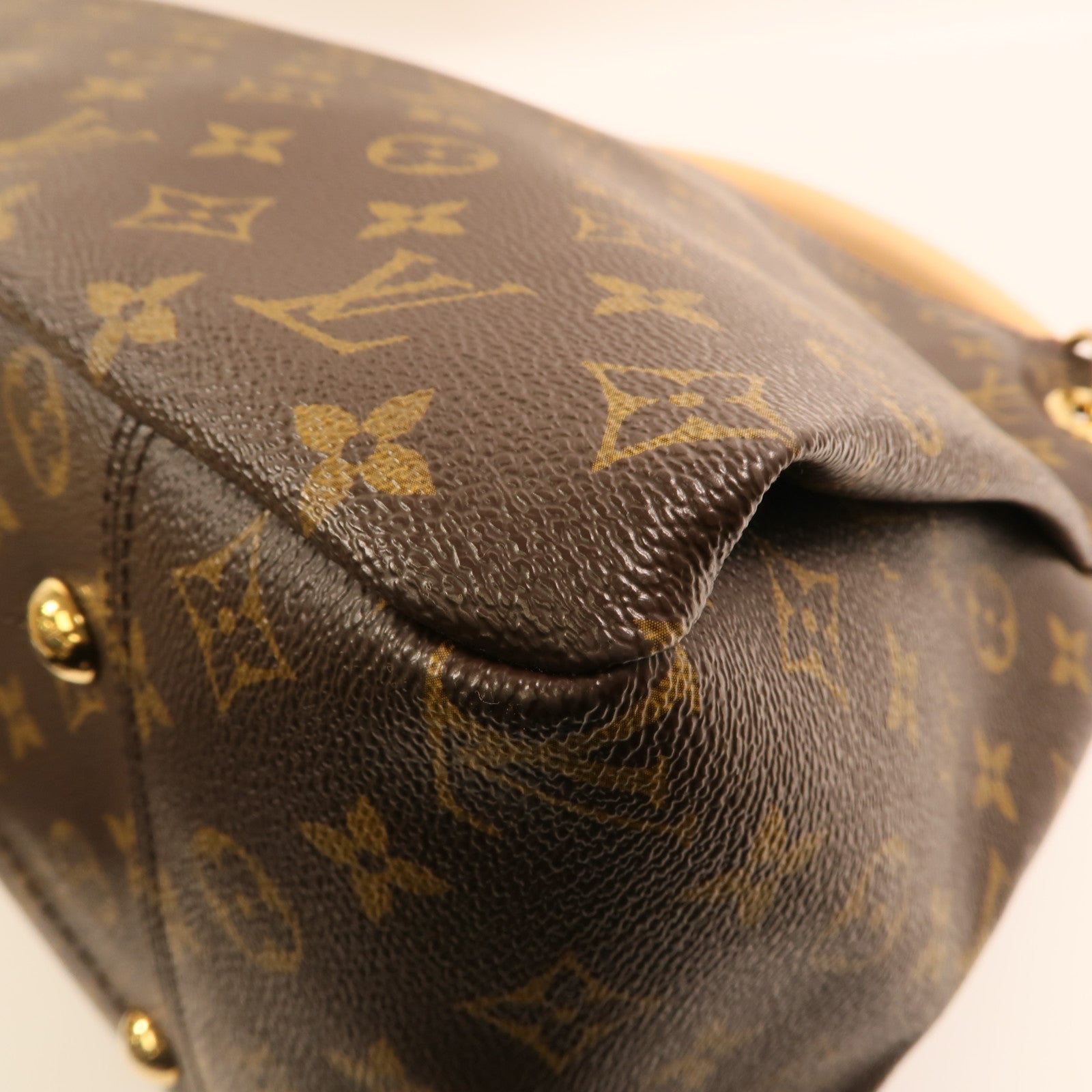 LOUIS VUITTON Monogram Artsy MM金扣肩背袋