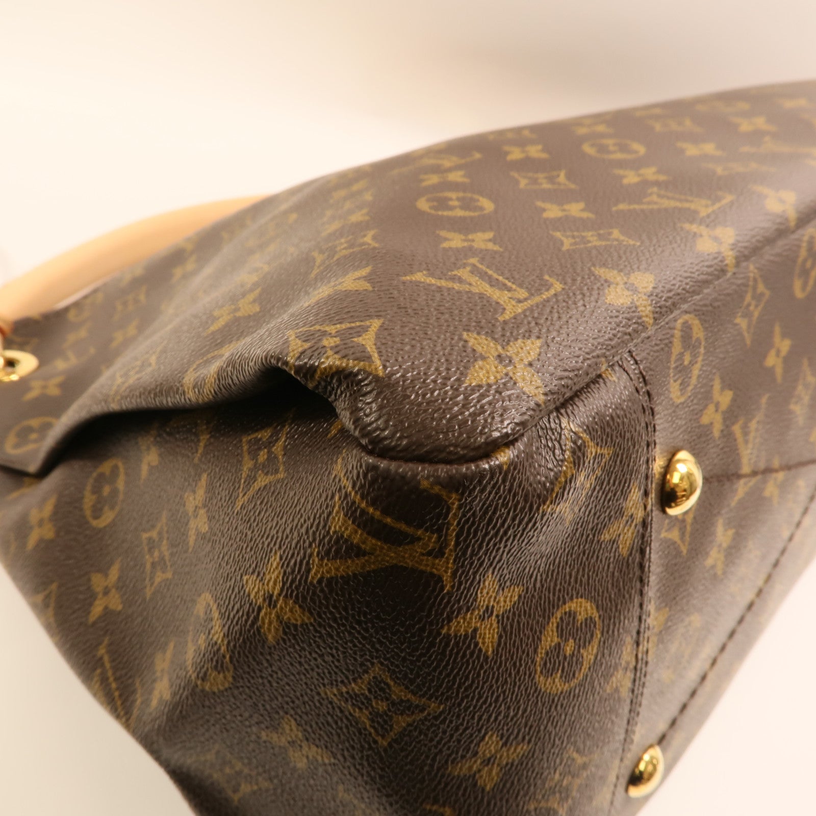 LOUIS VUITTON Monogram Artsy MM金扣肩背袋
