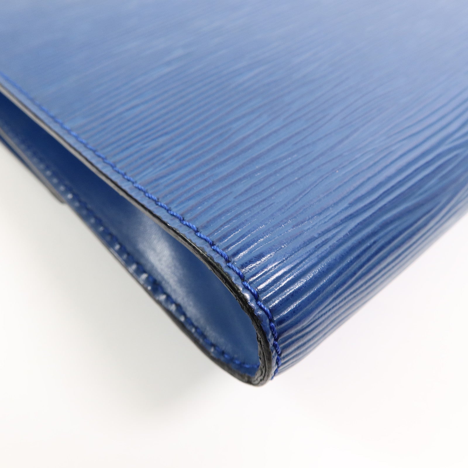 LOUIS VUITTON Epi Pochette Arche肩背袋